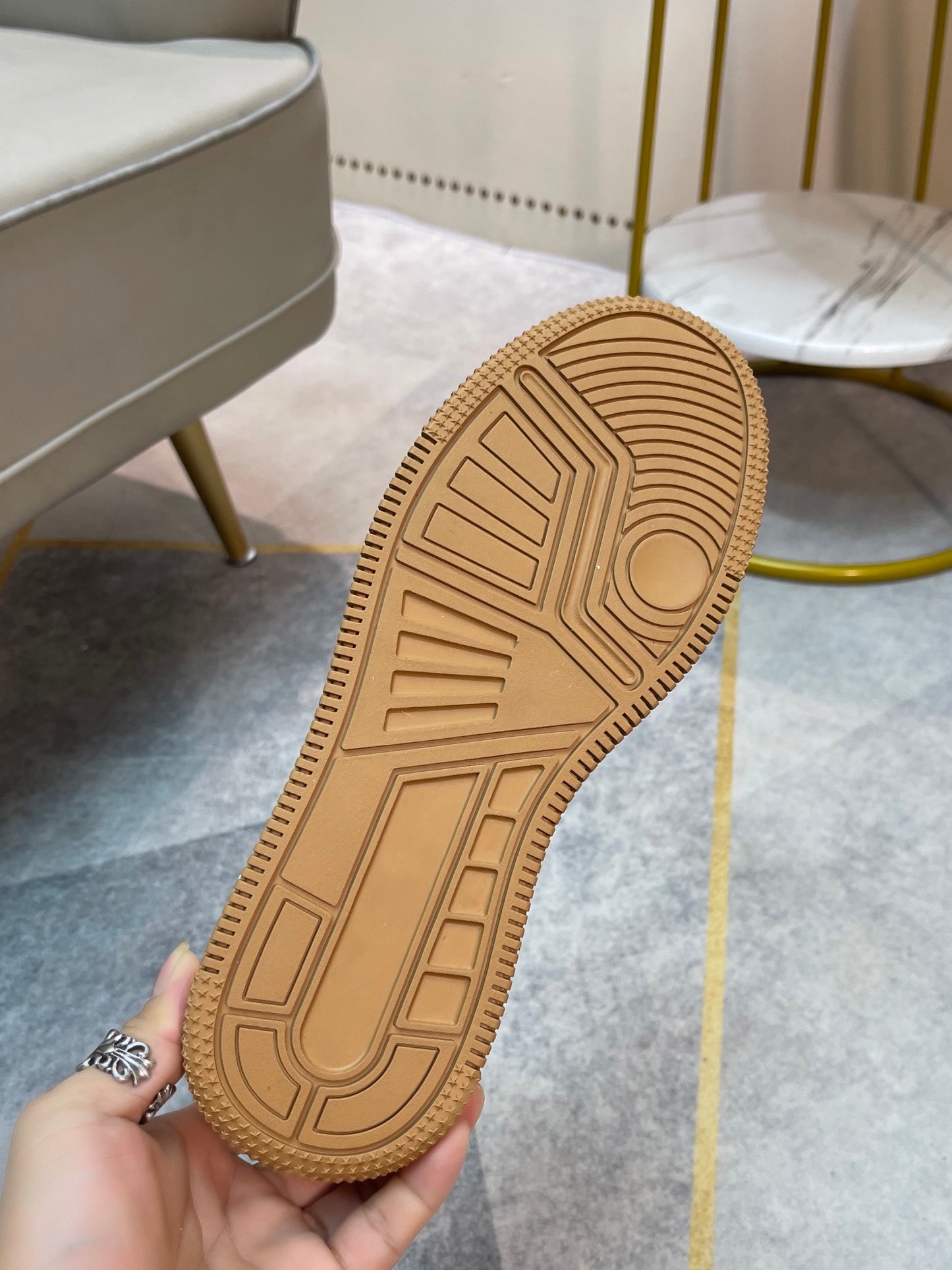 Gucci-181Shoes