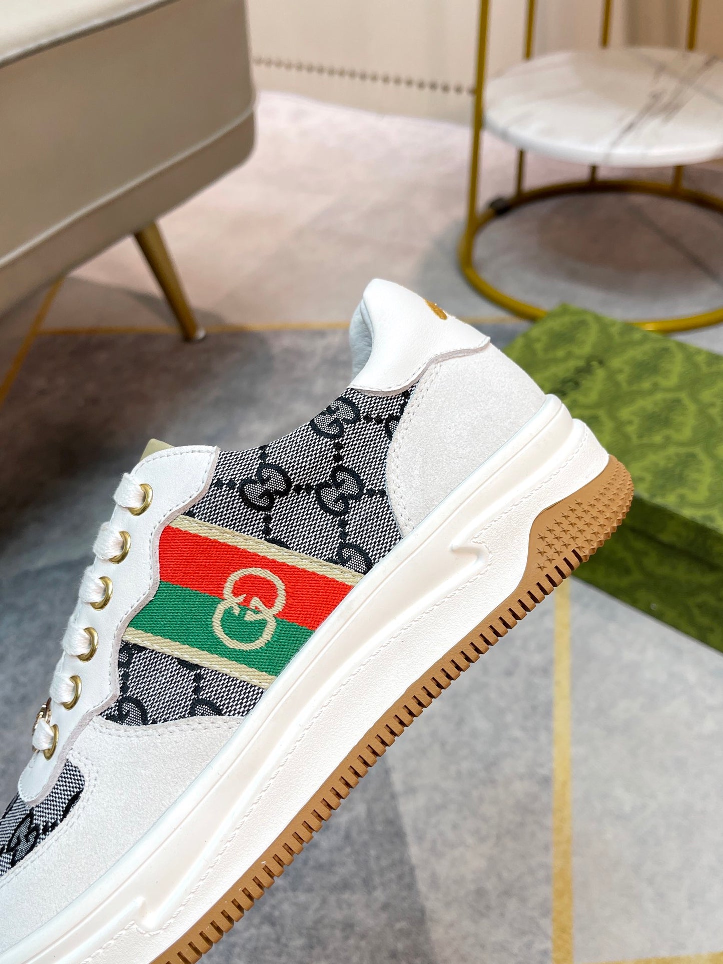 Gucci-182Shoes