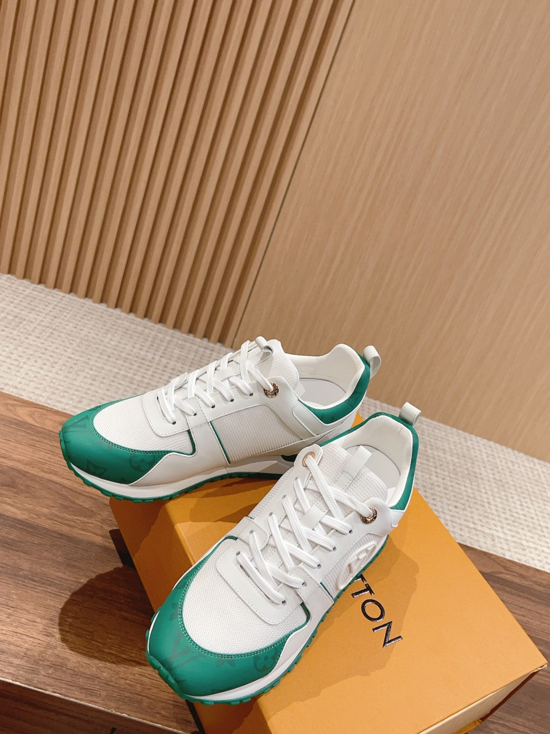 LV-001shoes