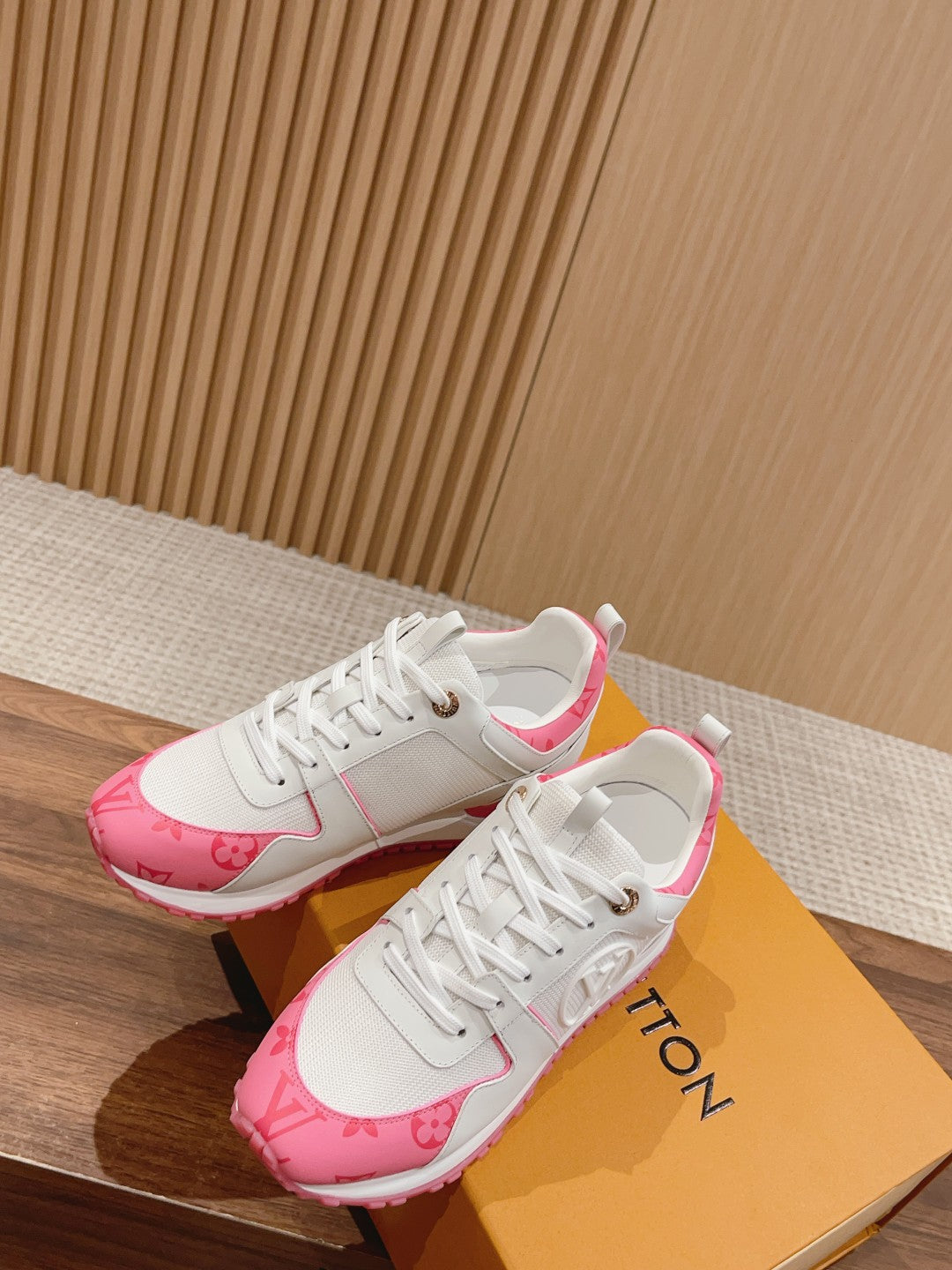 LV-002shoes