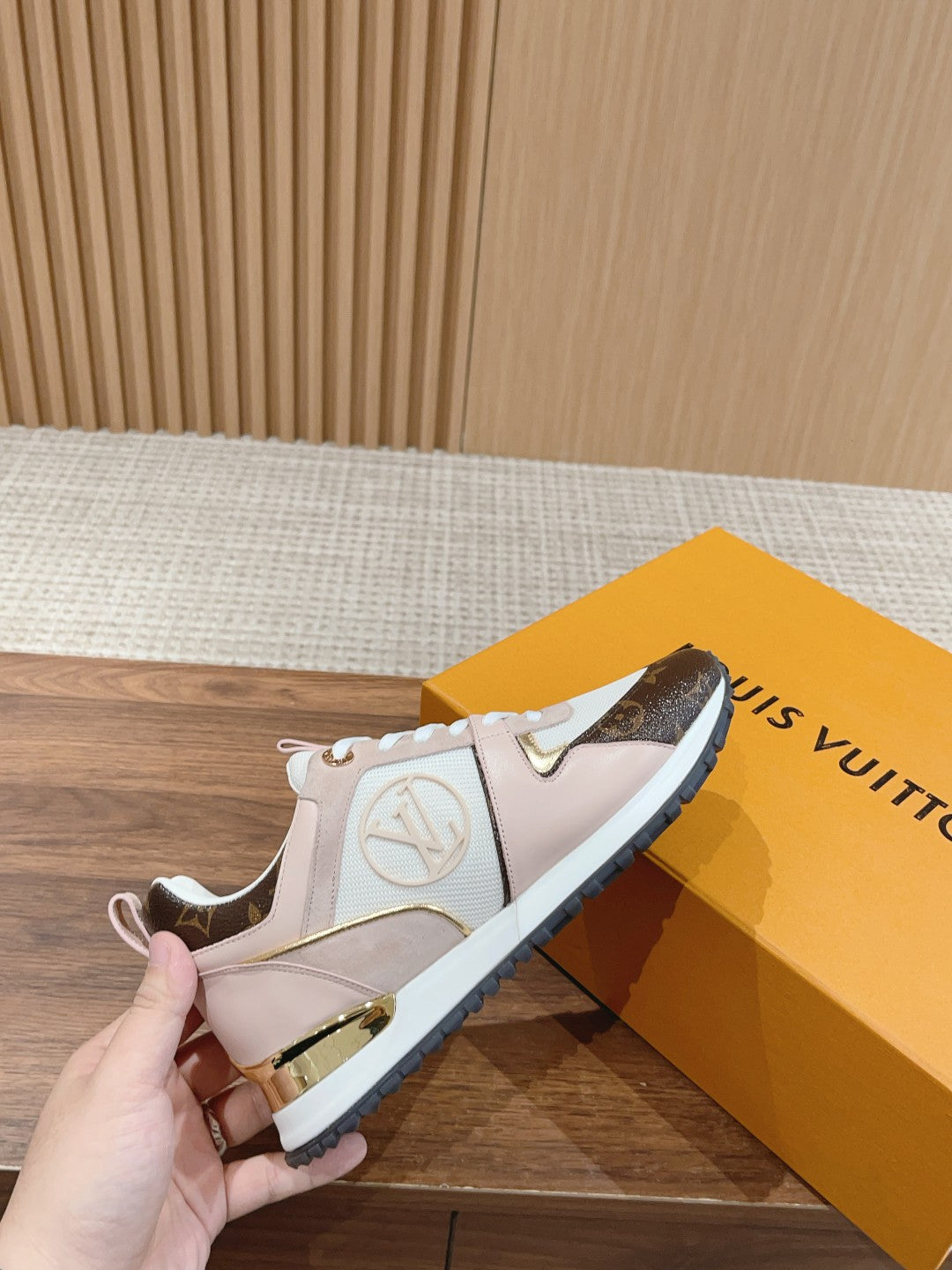 LV-003shoes