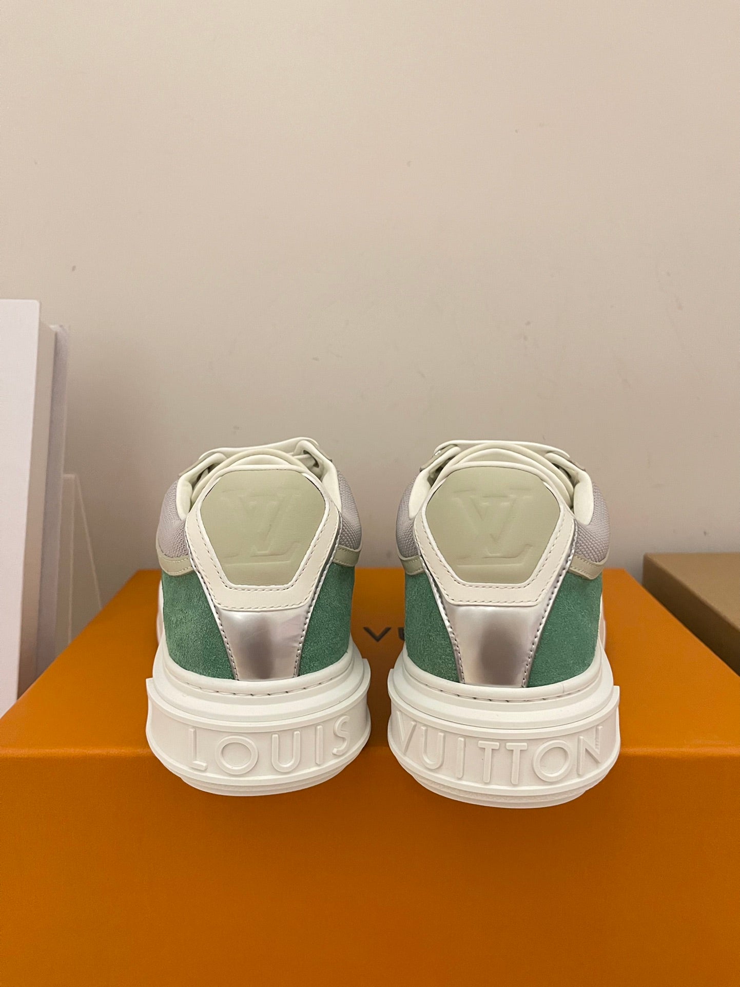 LV-022shoes