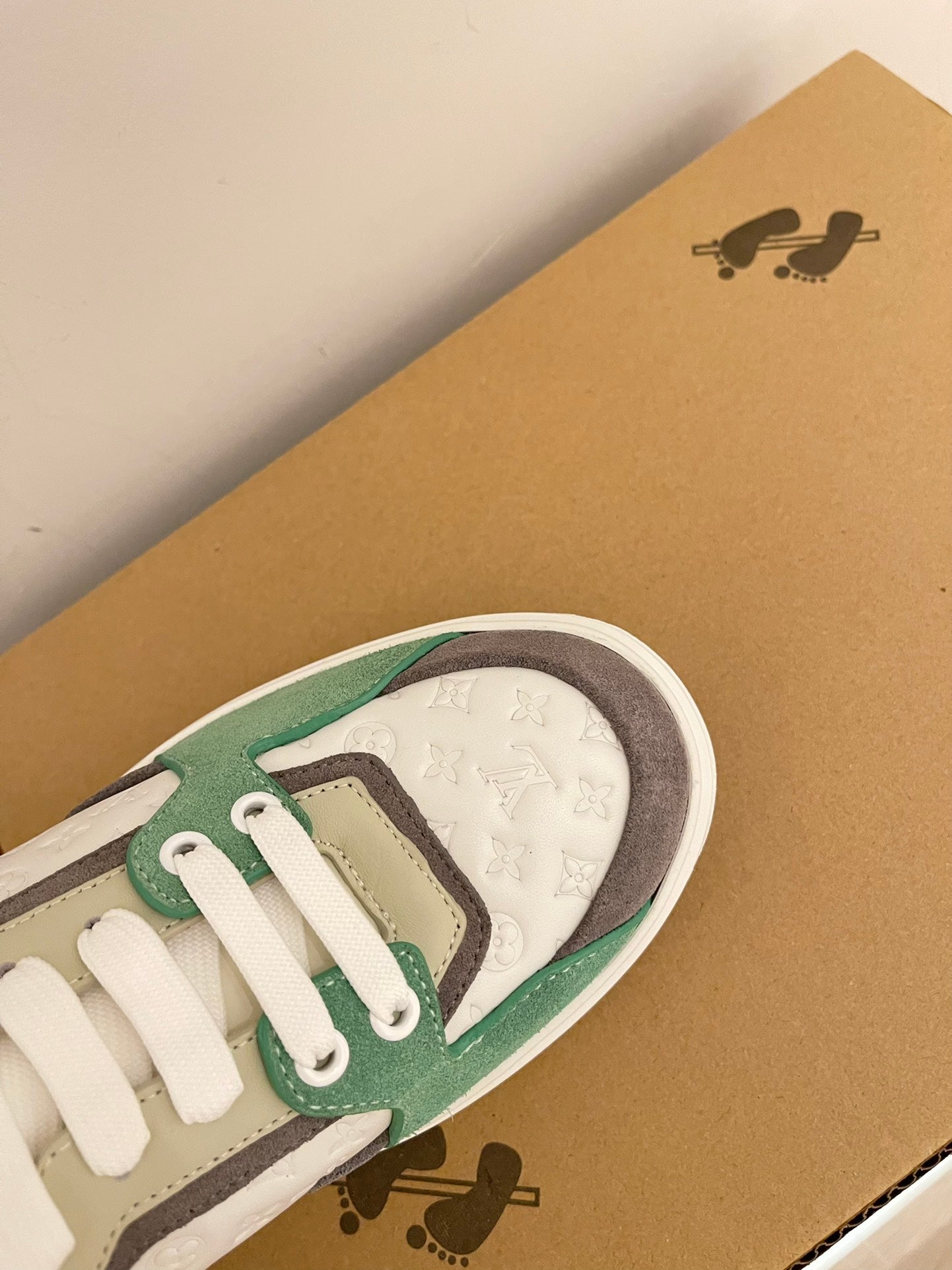 LV-022shoes