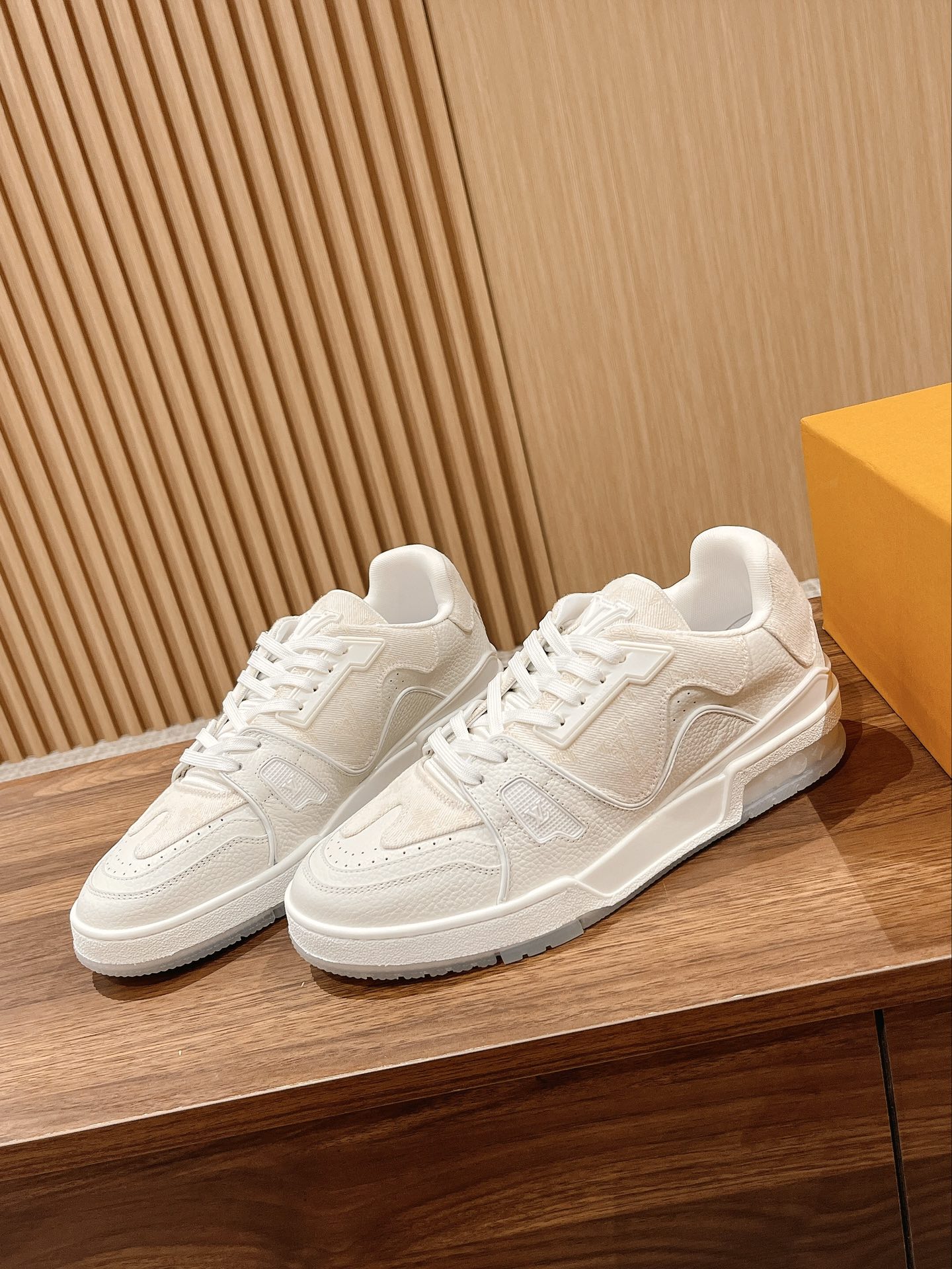 LV-027shoes