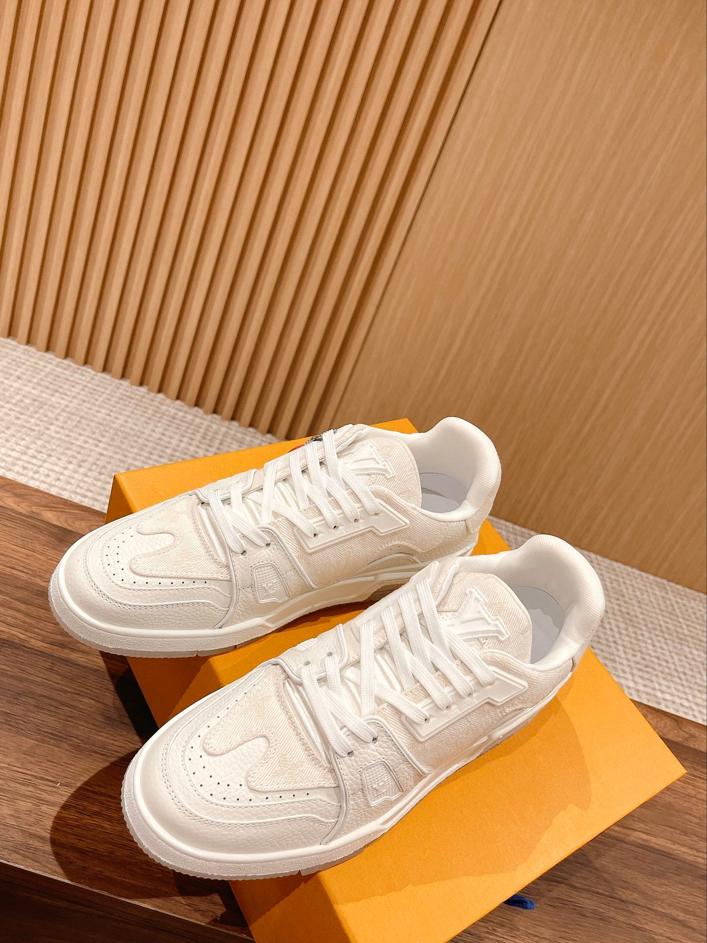 LV-027shoes