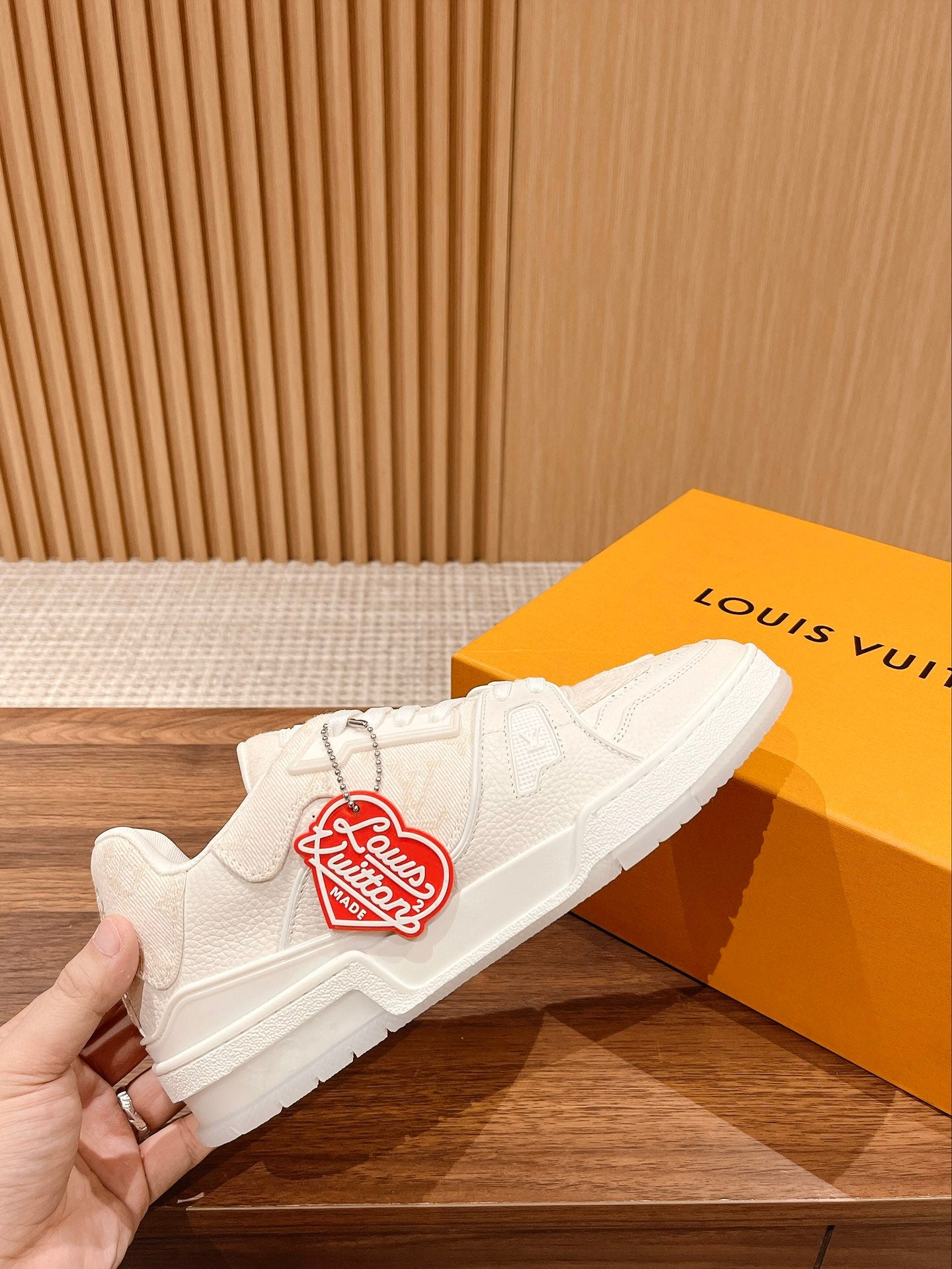 LV-027shoes