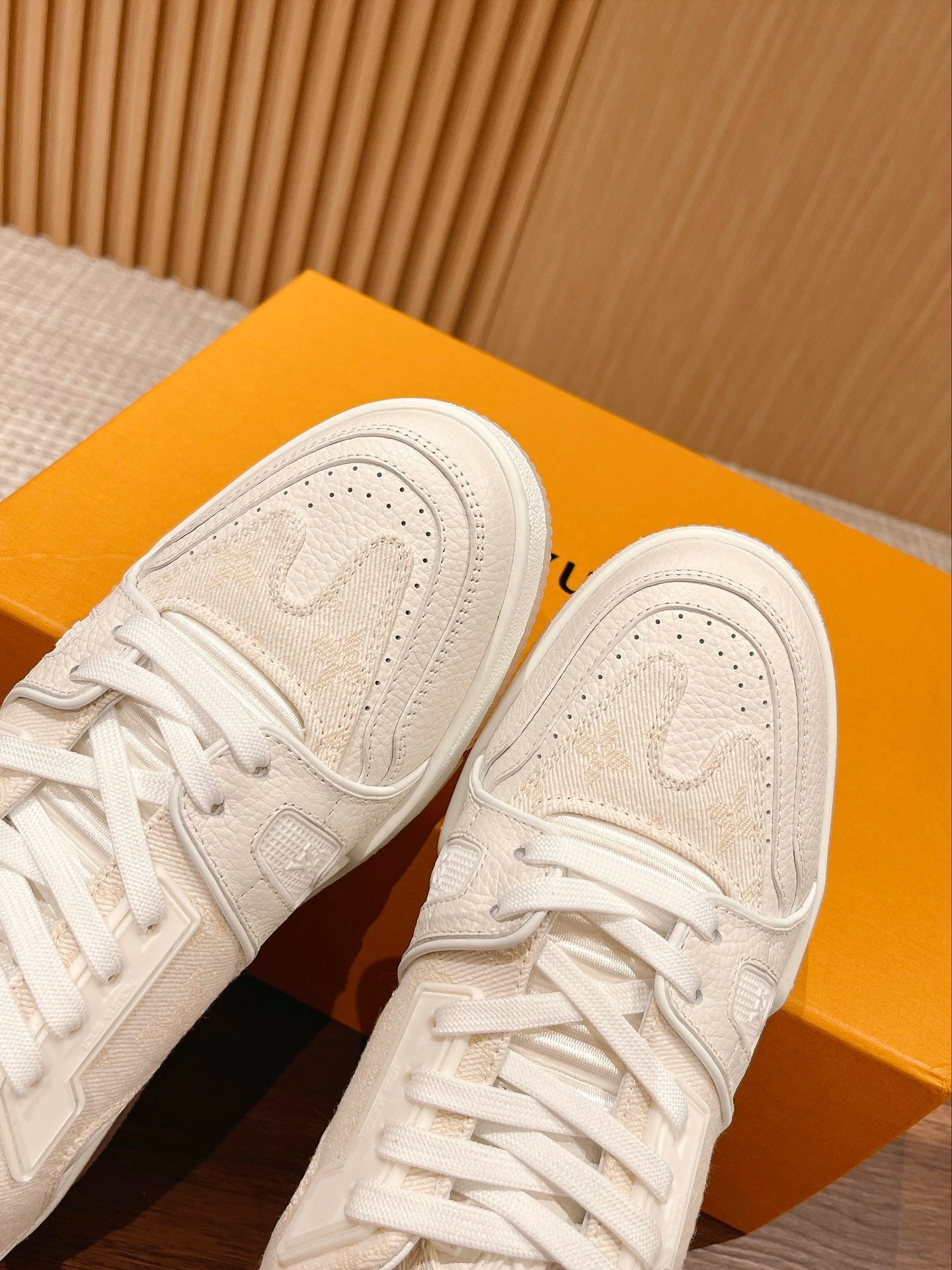 LV-027shoes