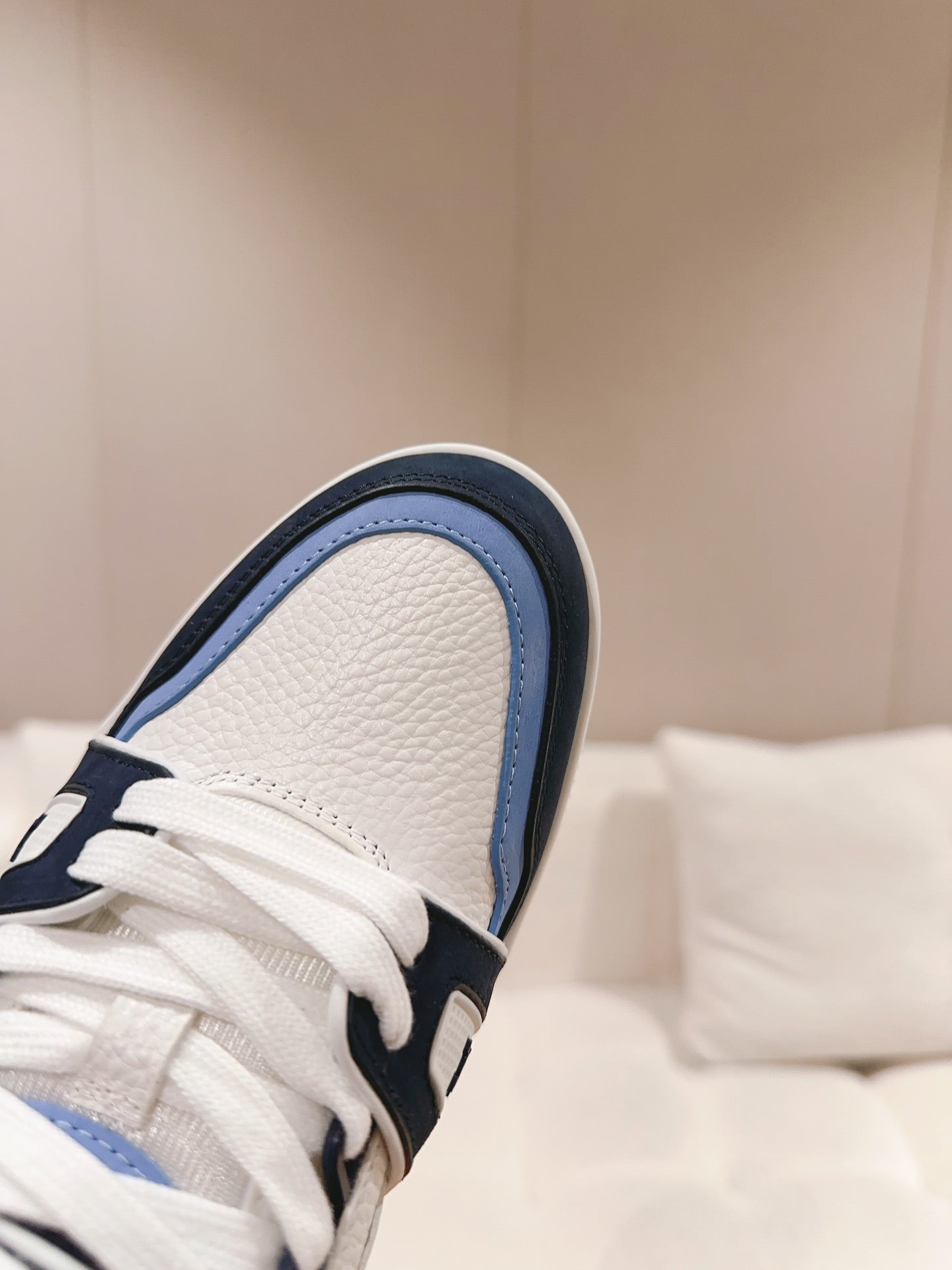 LV-033shoes