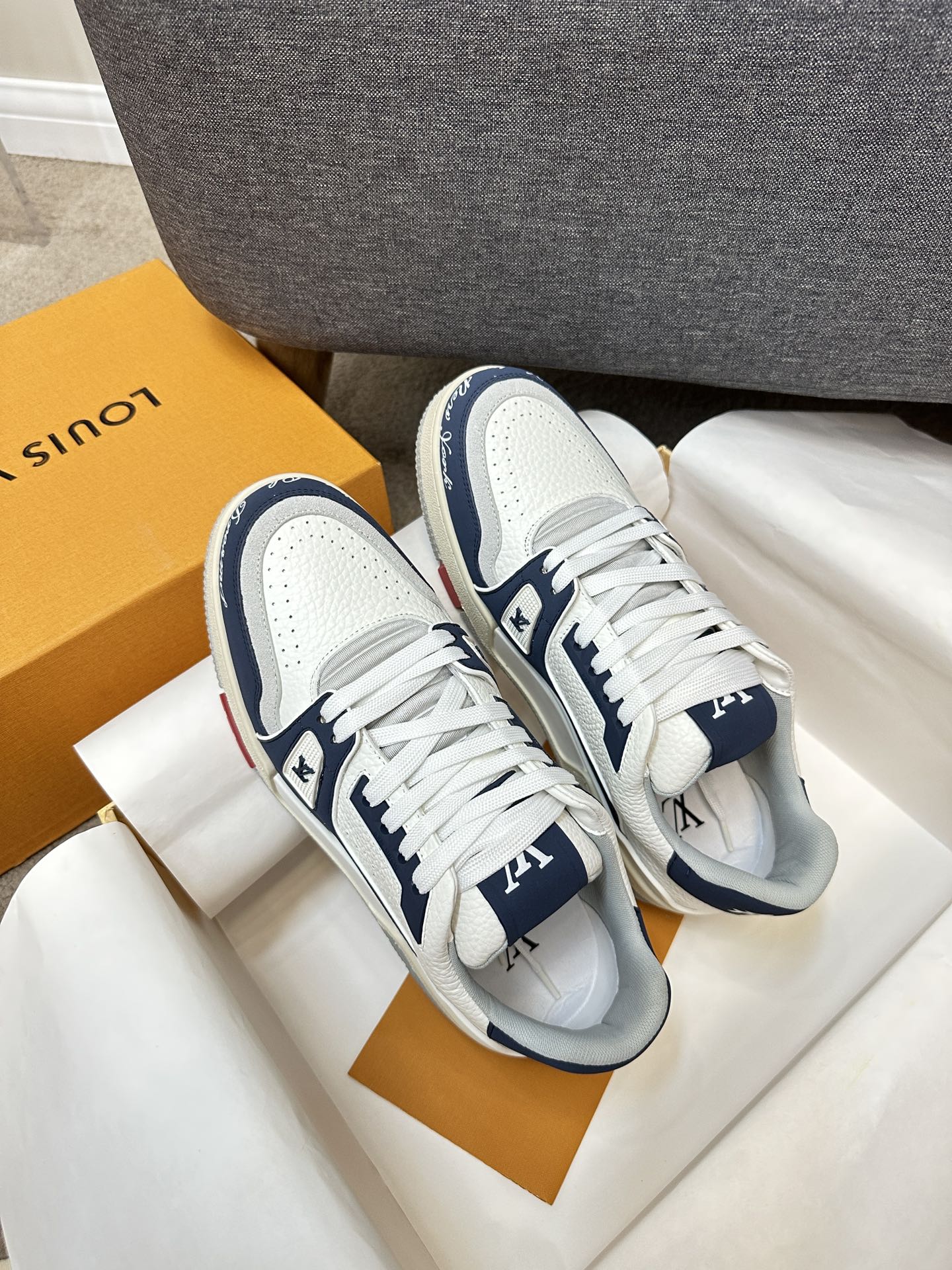 LV-035shoes