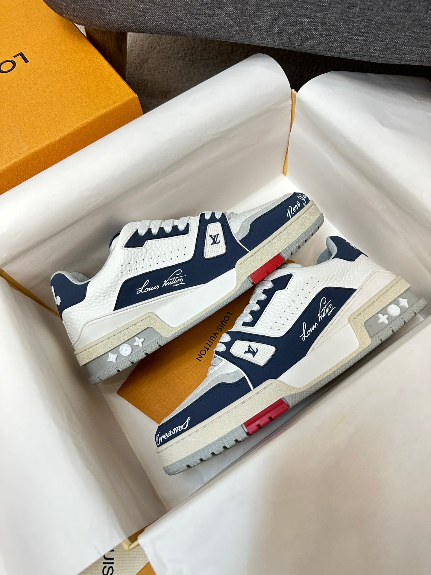 LV-035shoes