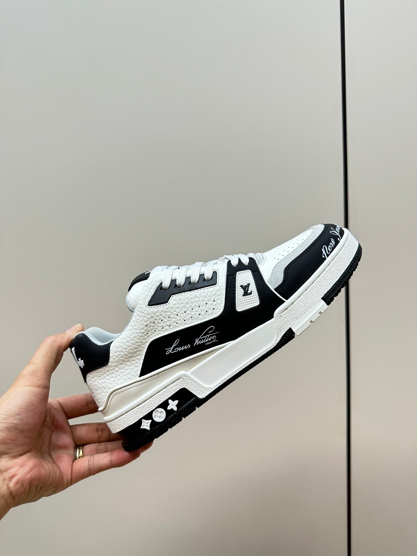 LV-032shoes