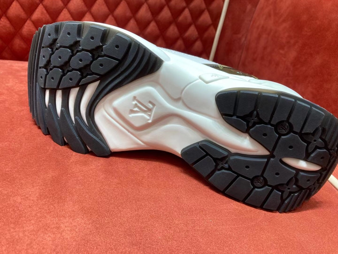LV-043shoes
