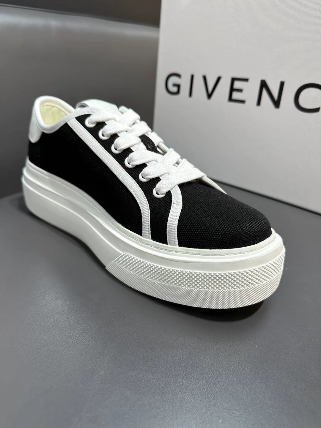 GIVENCHY 026-shoes