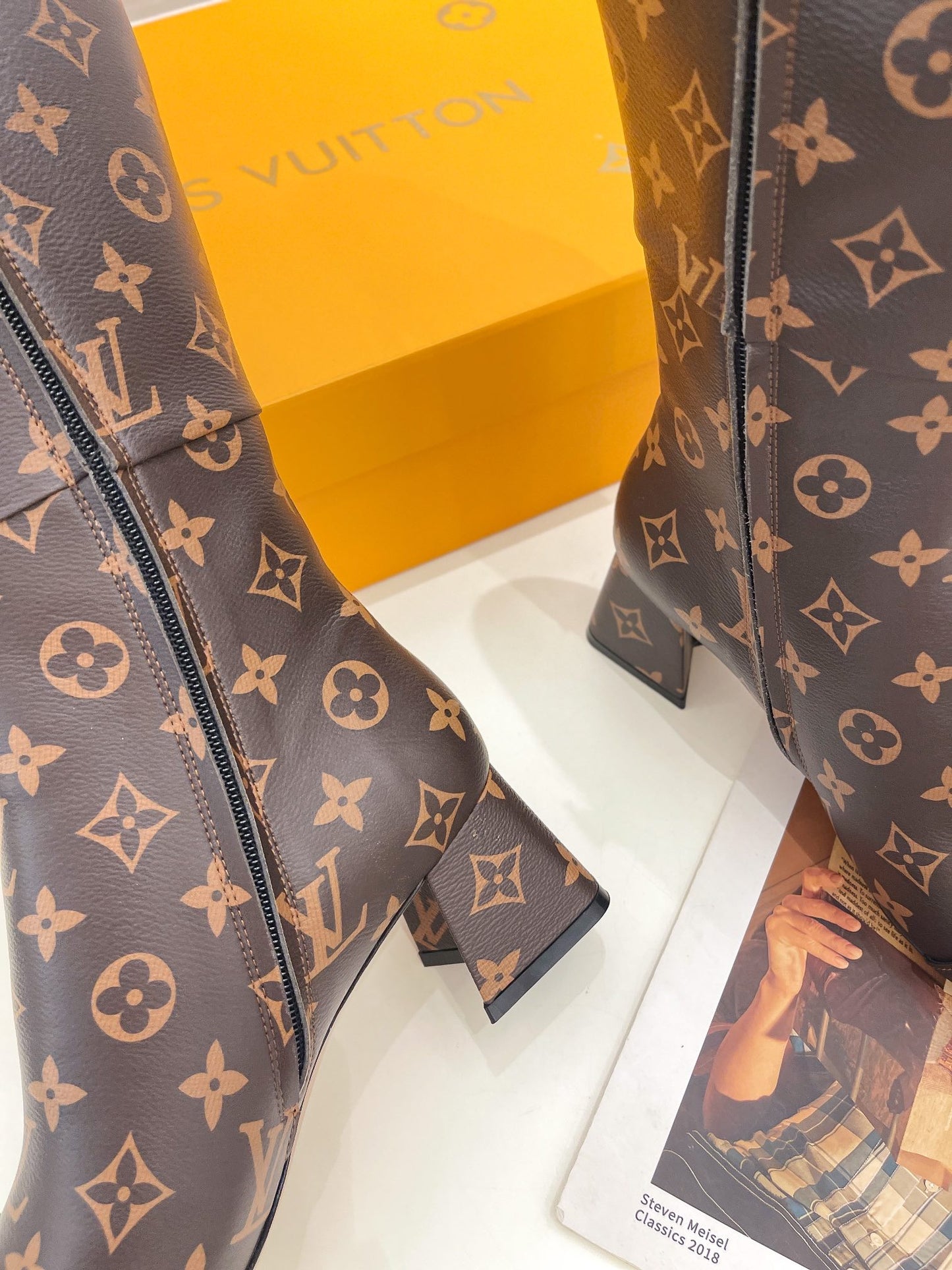 LV-045shoes