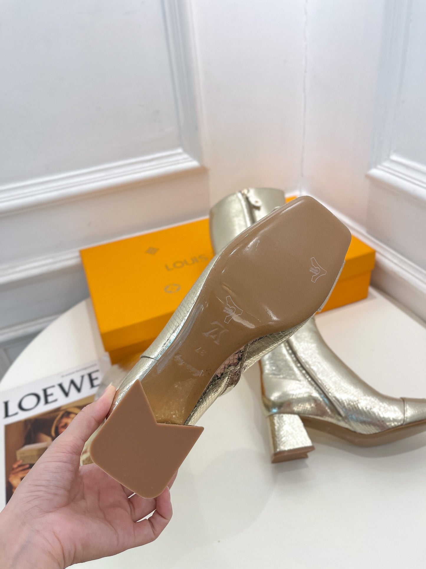 LV-049shoes
