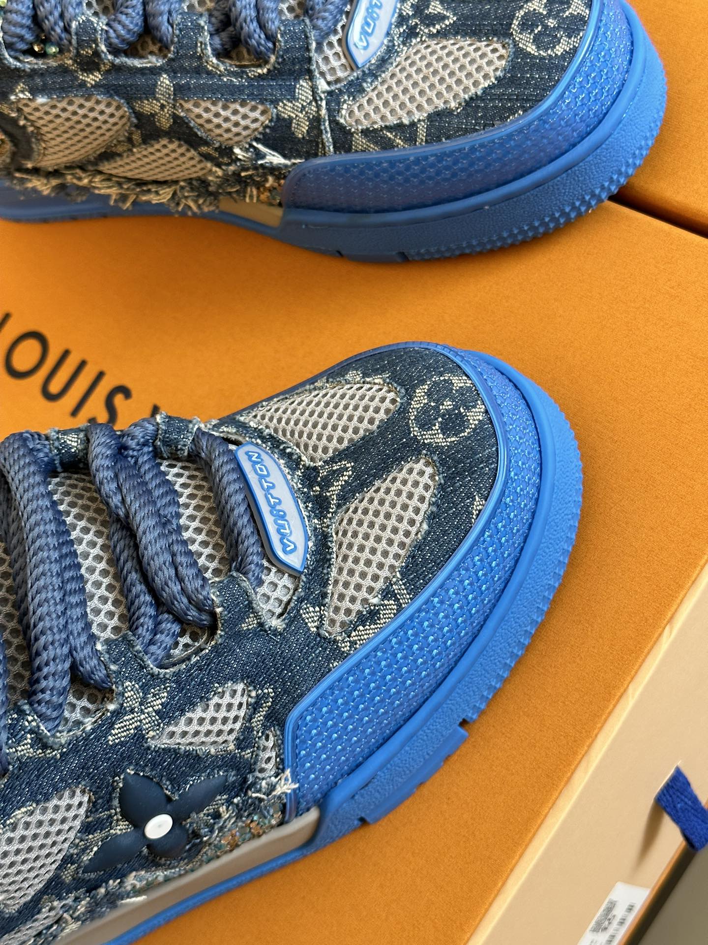 LV-057shoes