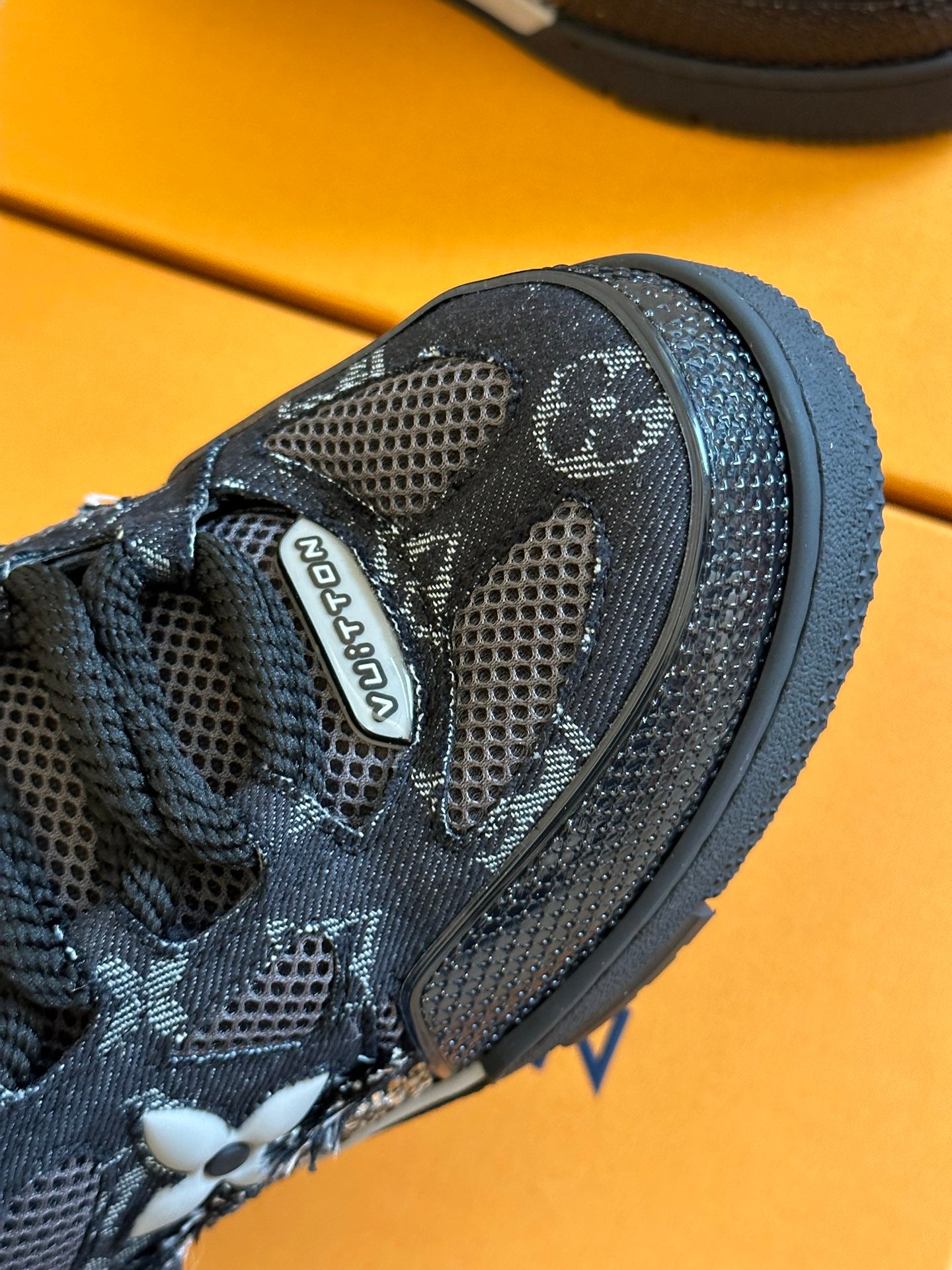 LV-058shoes