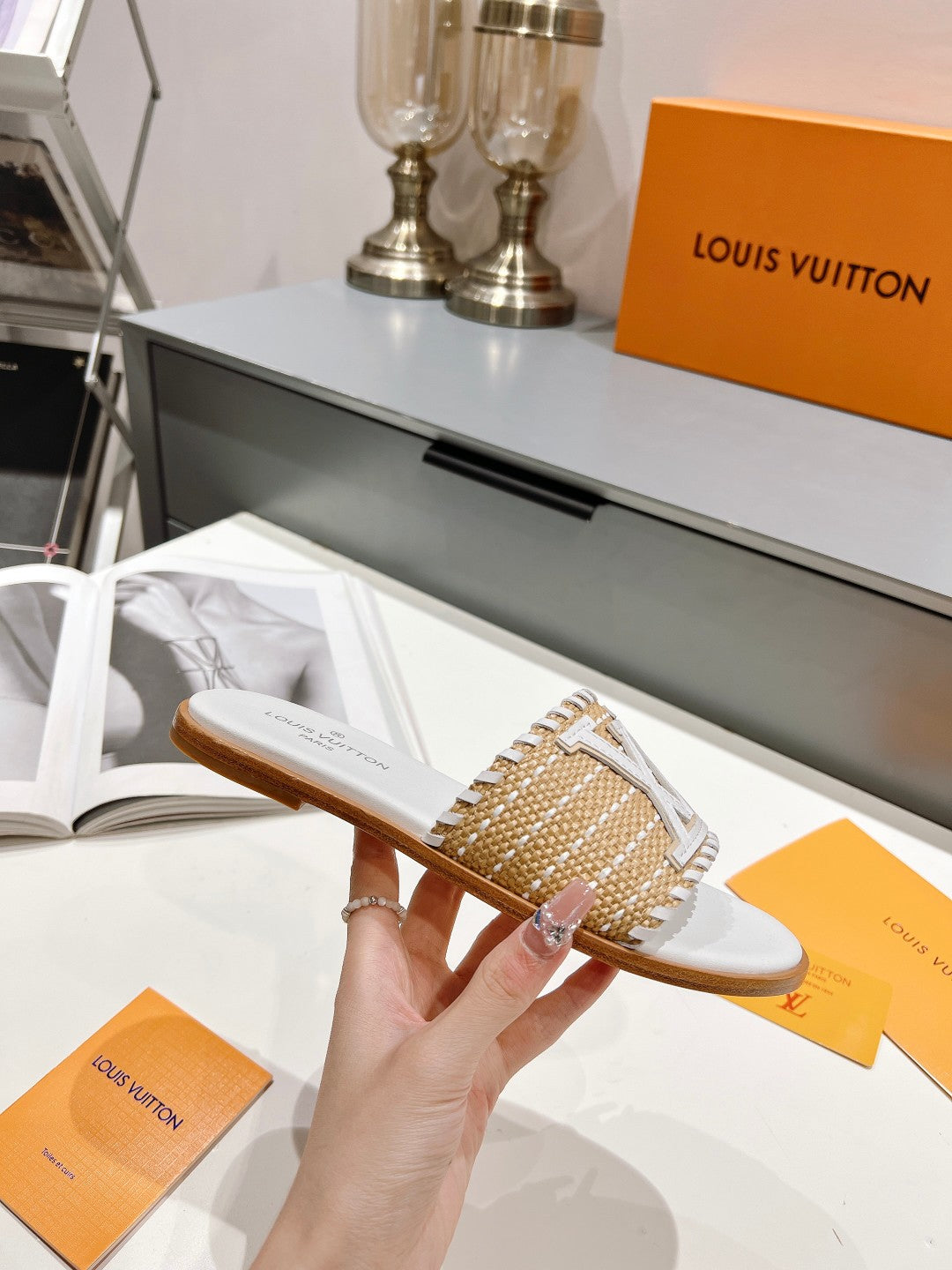 LV-062shoes