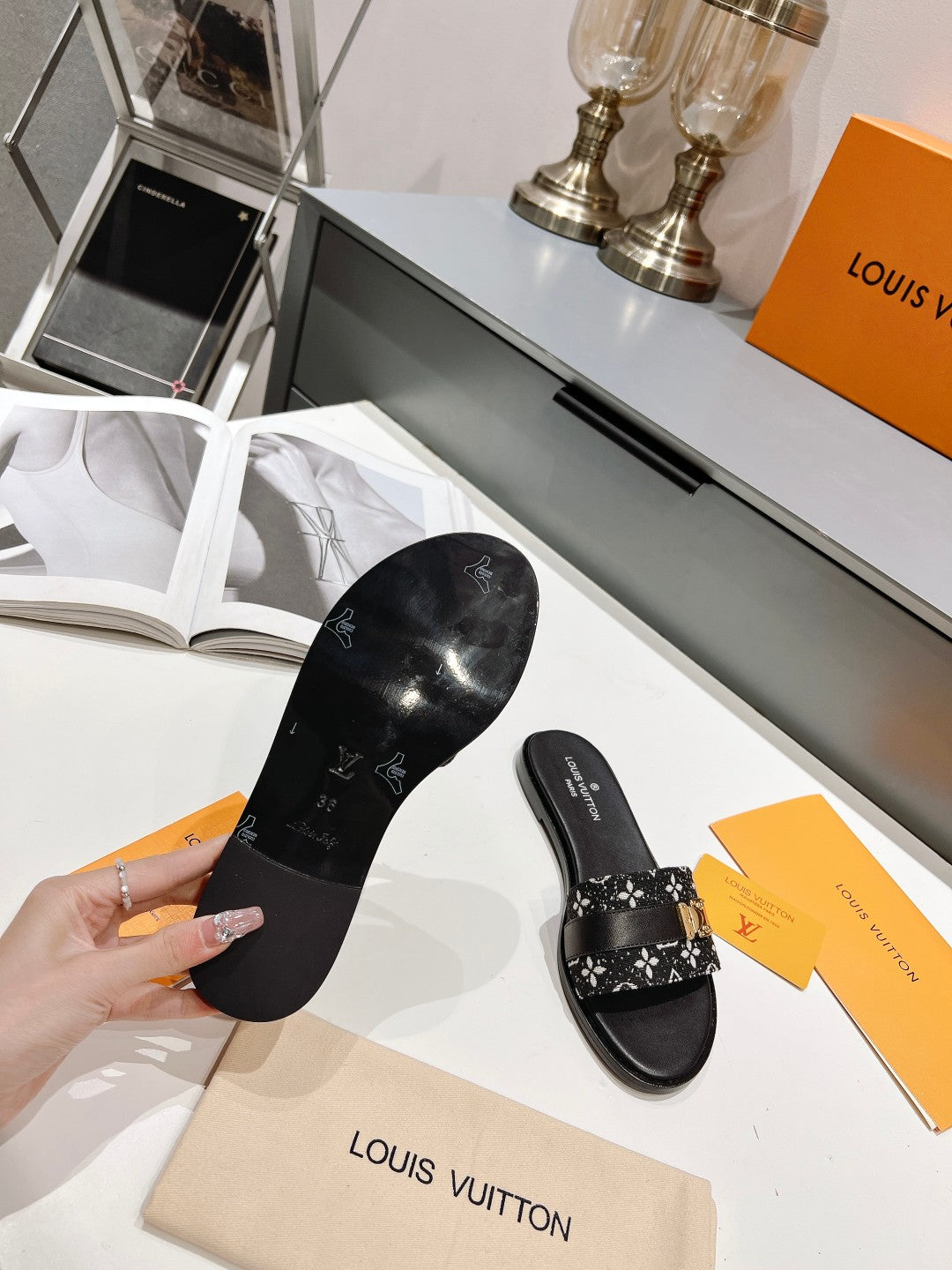 LV-063shoes