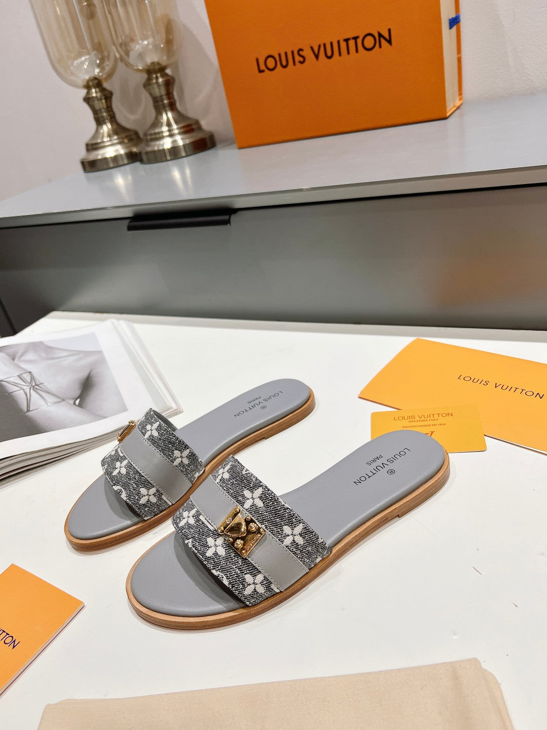 LV-065shoes