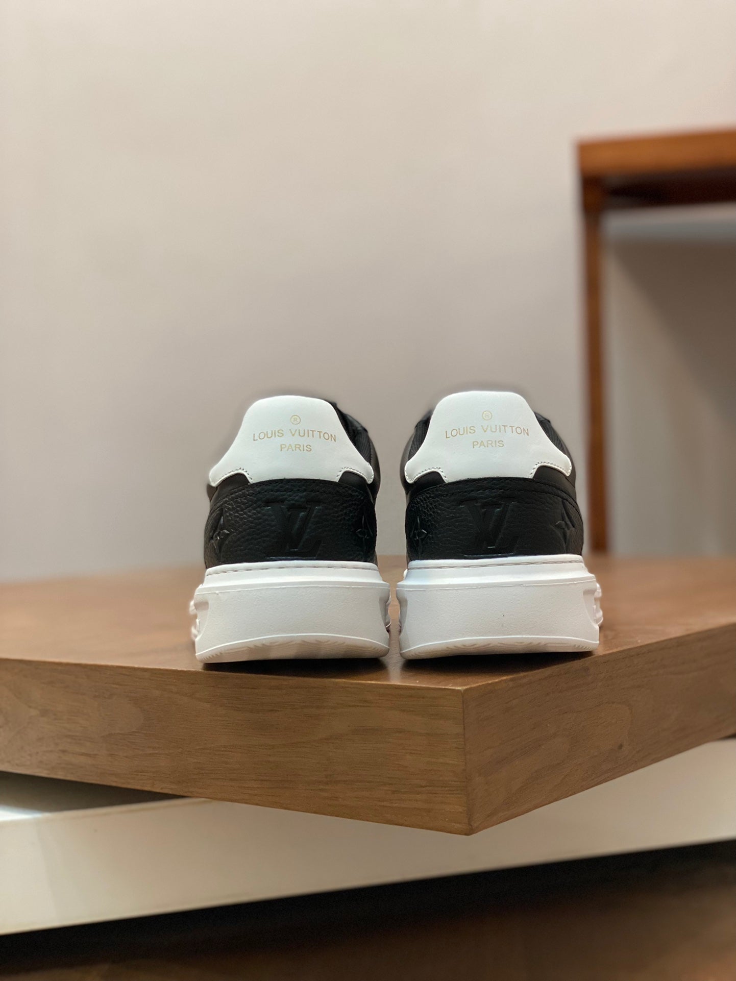 LV-067shoes