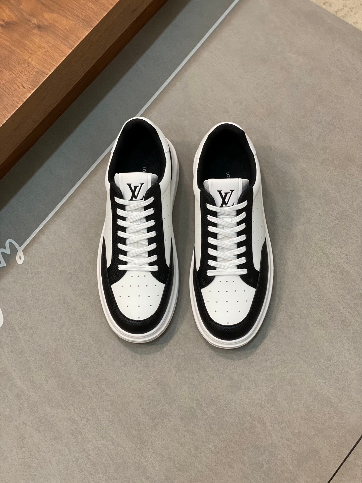LV-069shoes