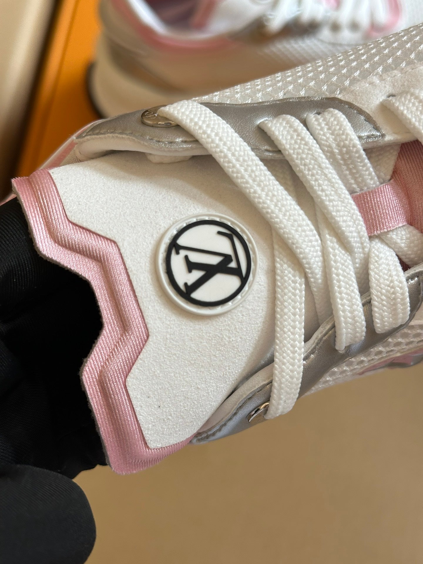 LV-081shoes