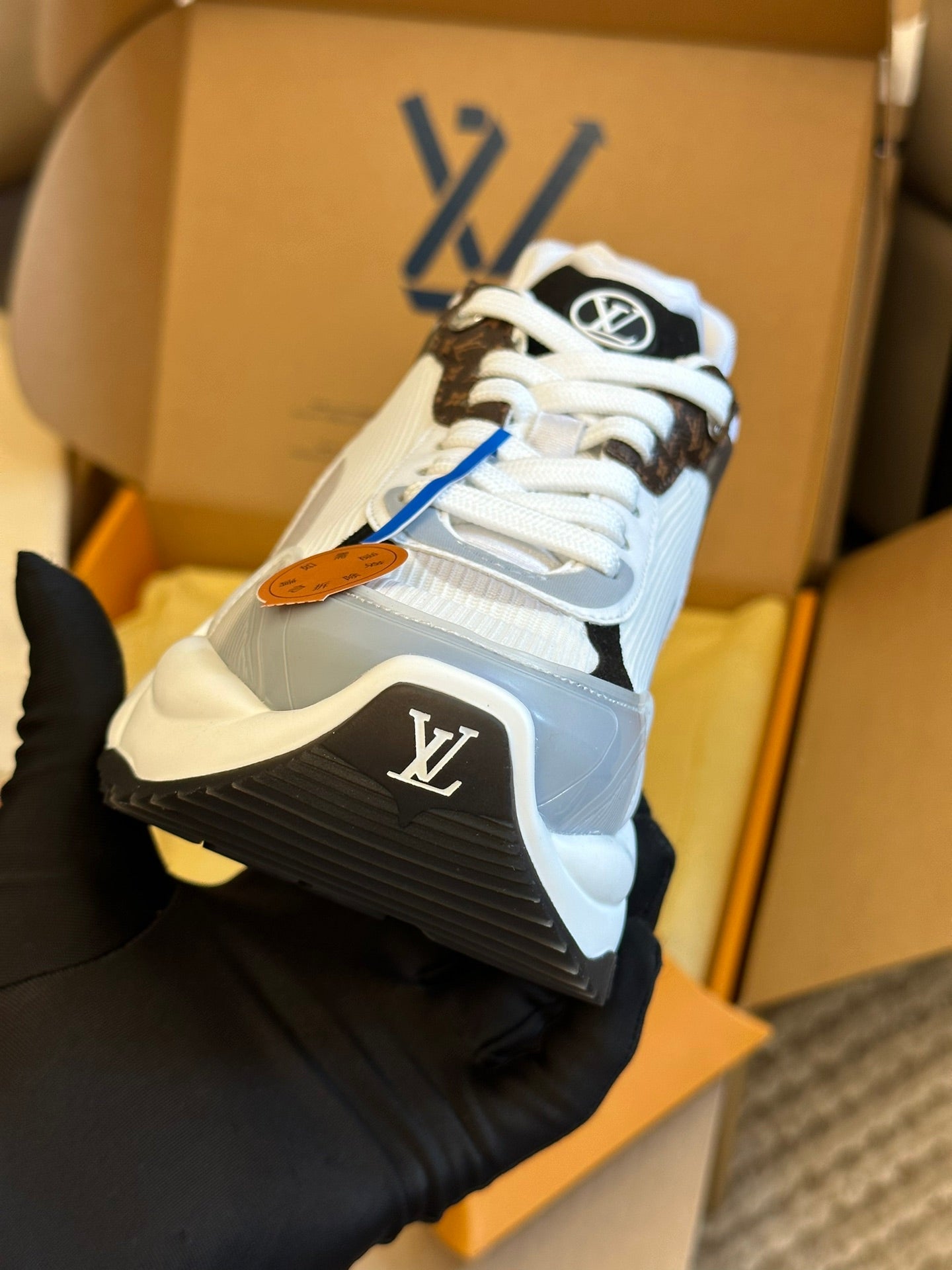 LV-082shoes