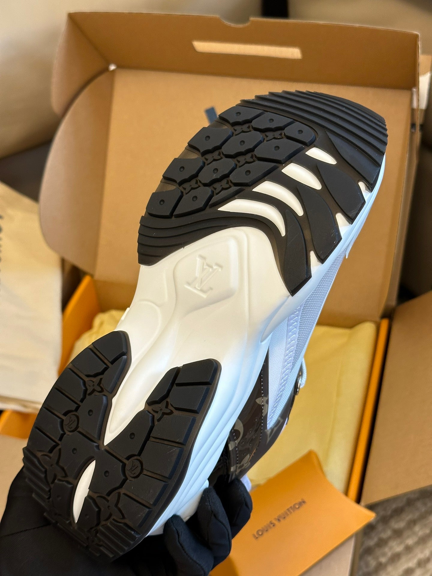 LV-082shoes