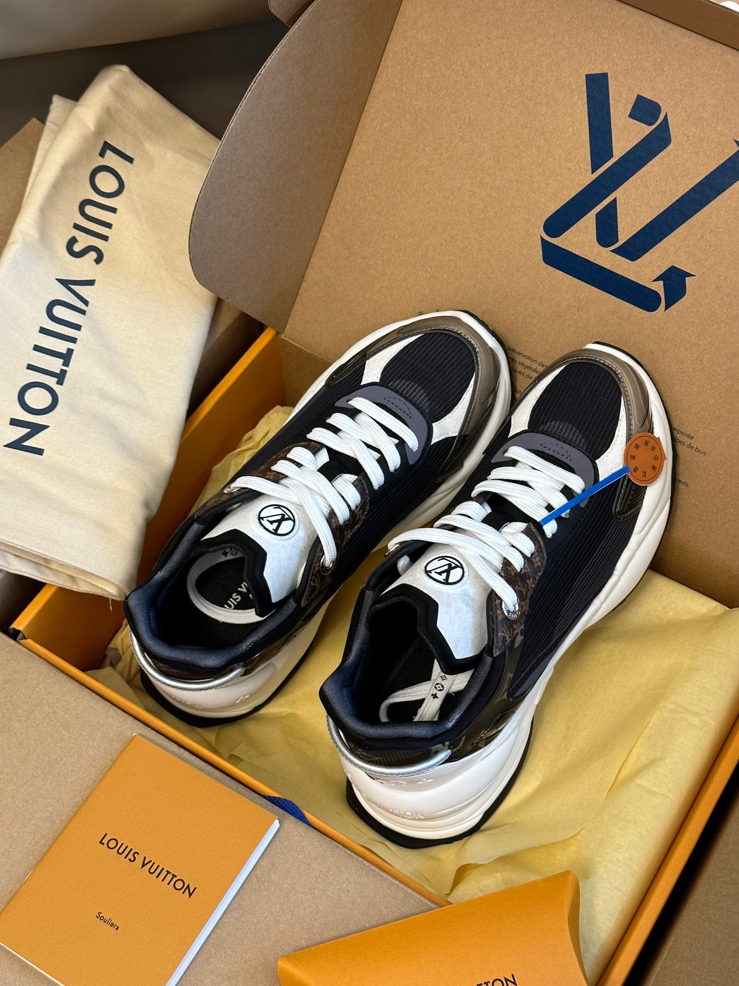 LV-083shoes