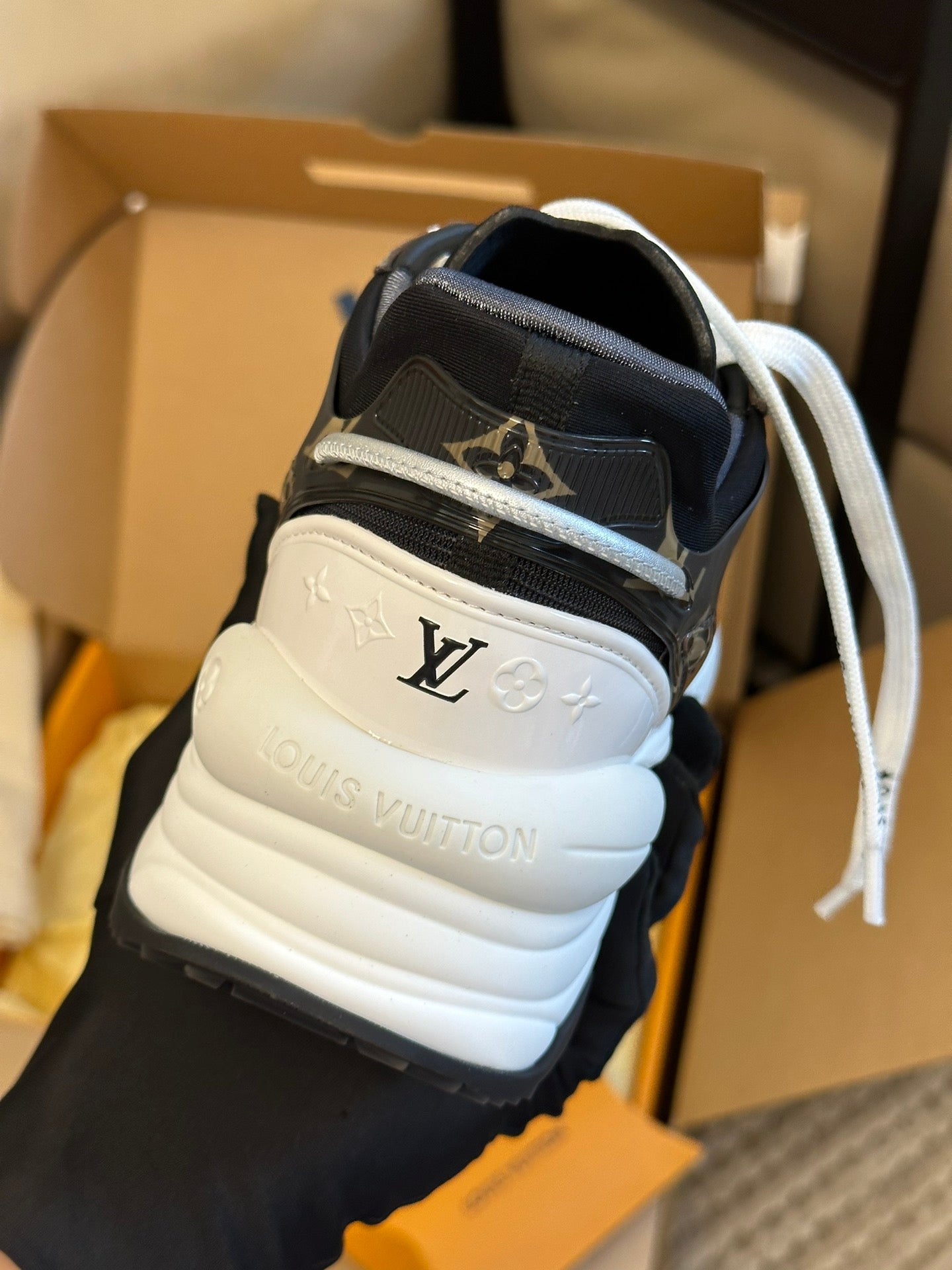 LV-083shoes