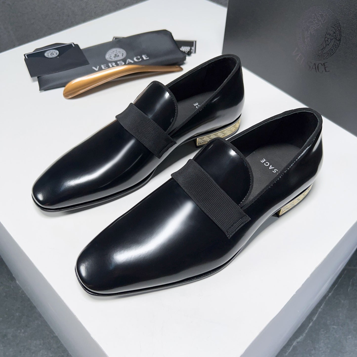 GIVENCHY 051-shoes