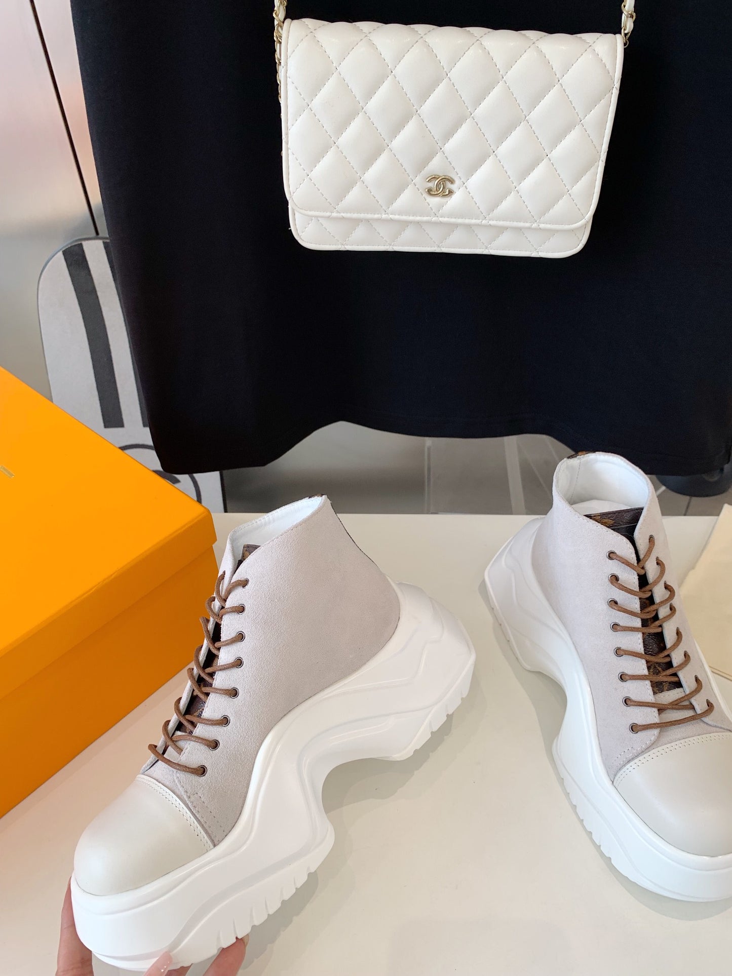 LV-088shoes