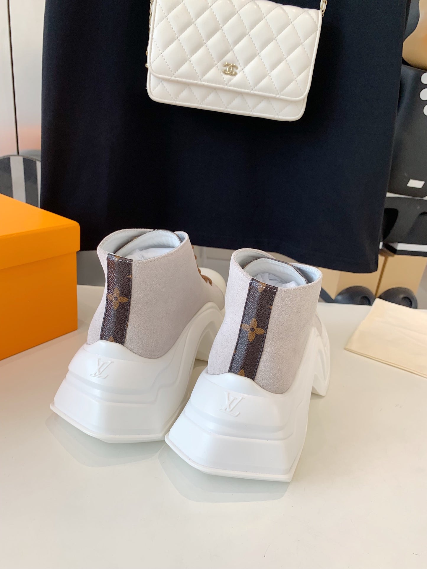 LV-088shoes