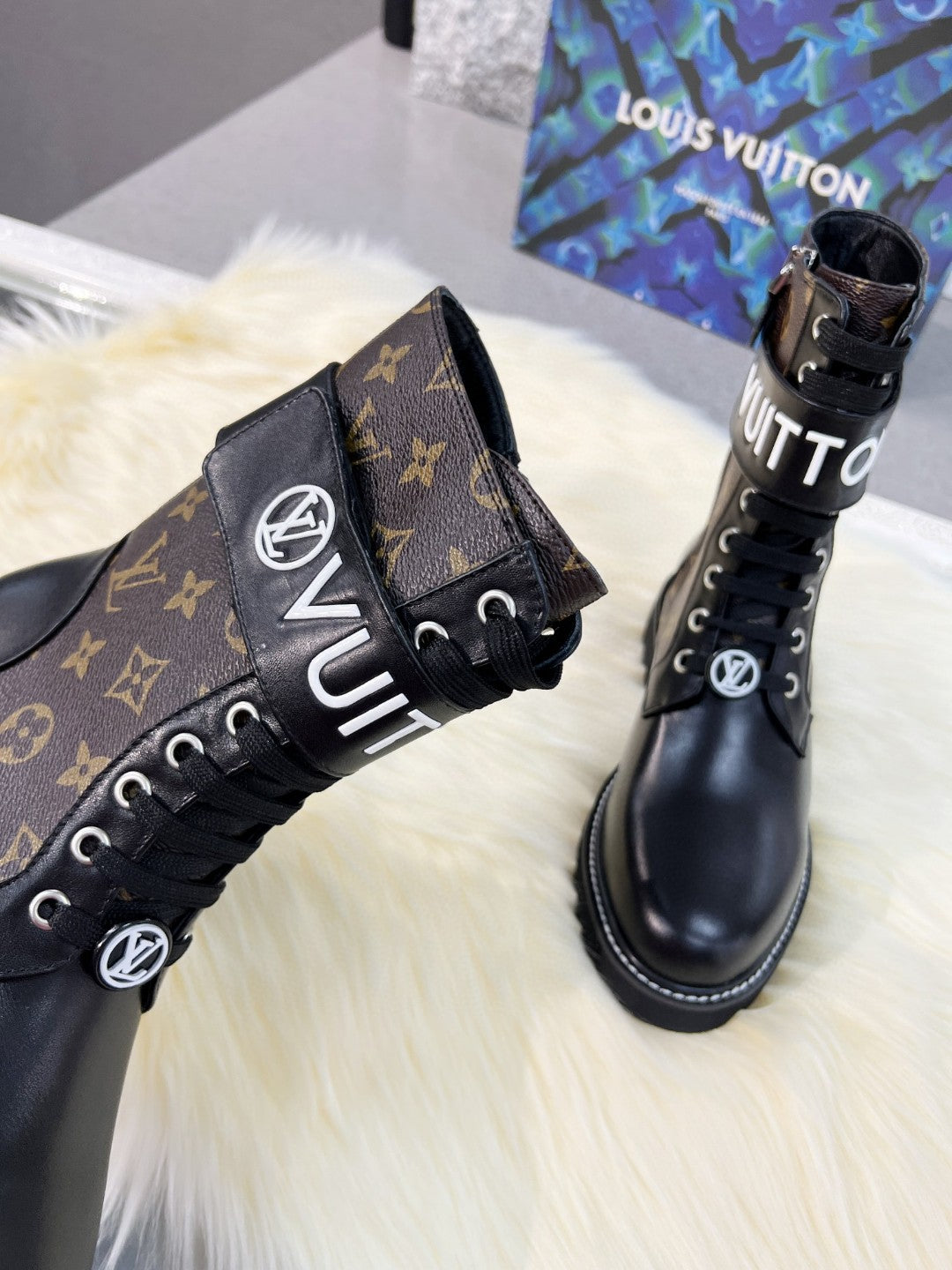 LV-098shoes