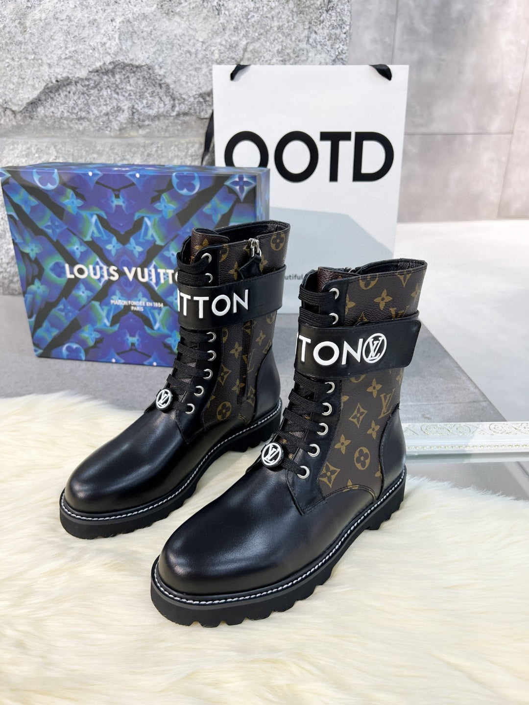 LV-098shoes