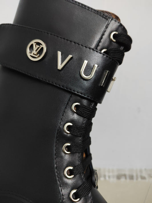 LV-099shoes
