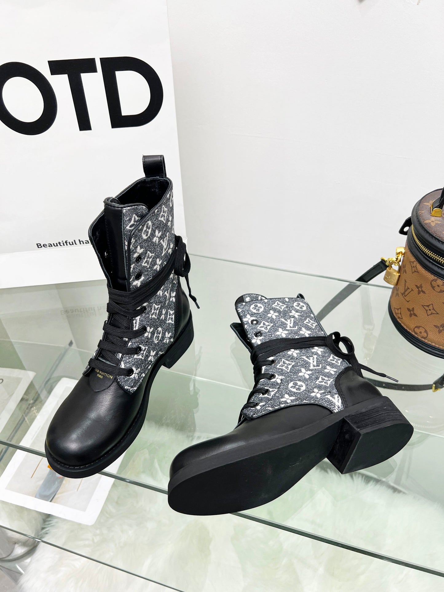 LV-097shoes