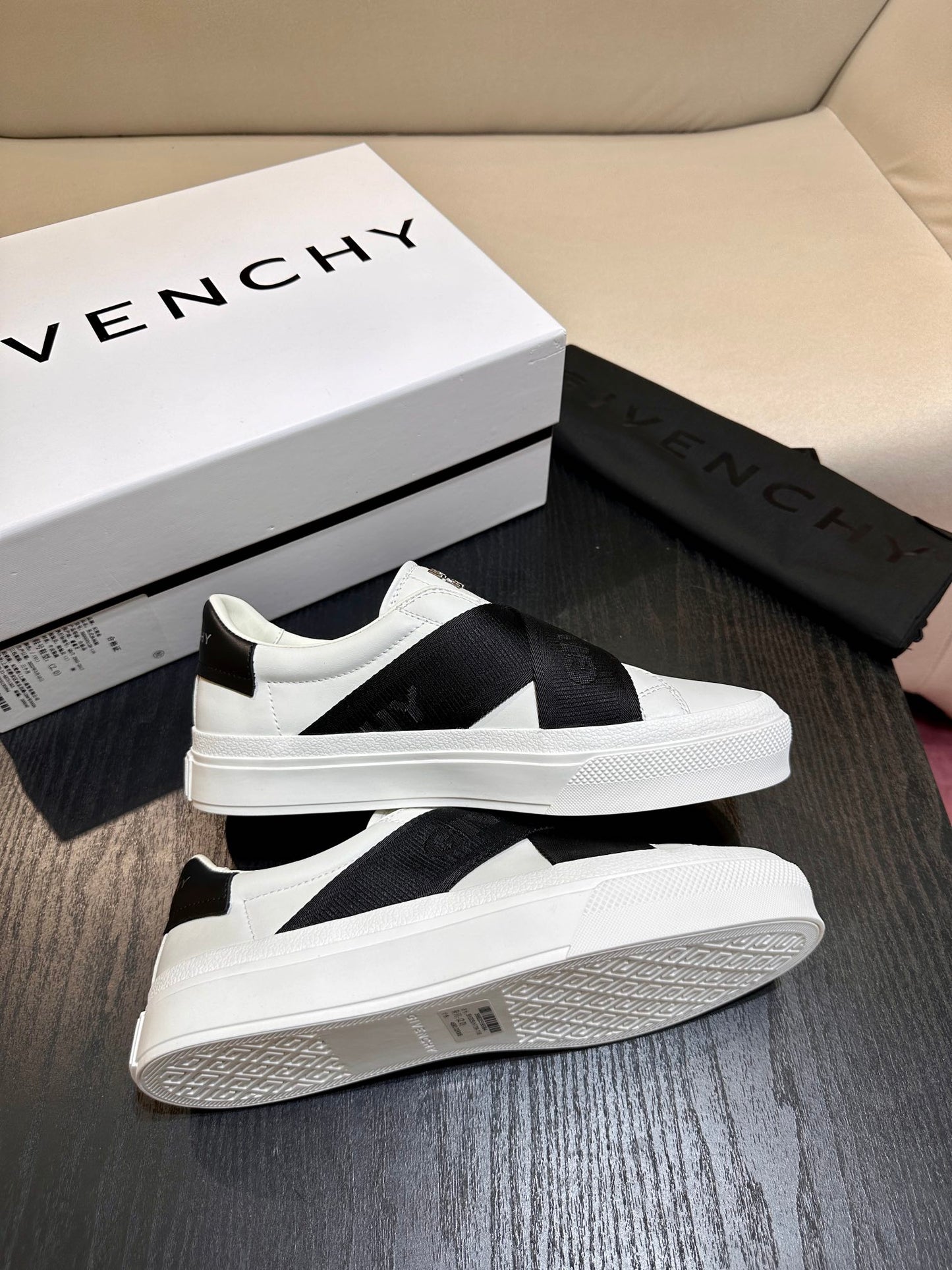 GIVENCHY 060-shoes