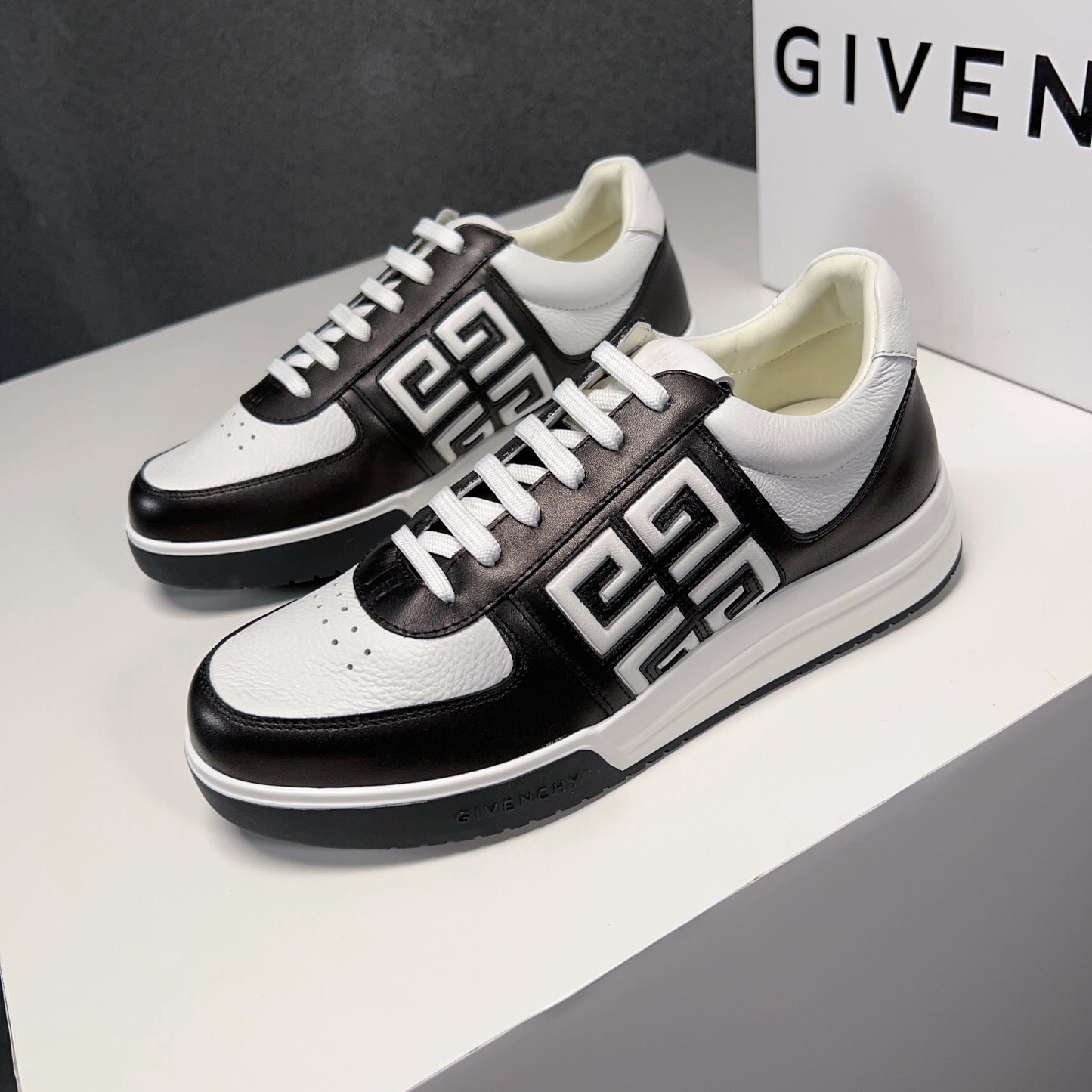 GIVENCHY 068-shoes