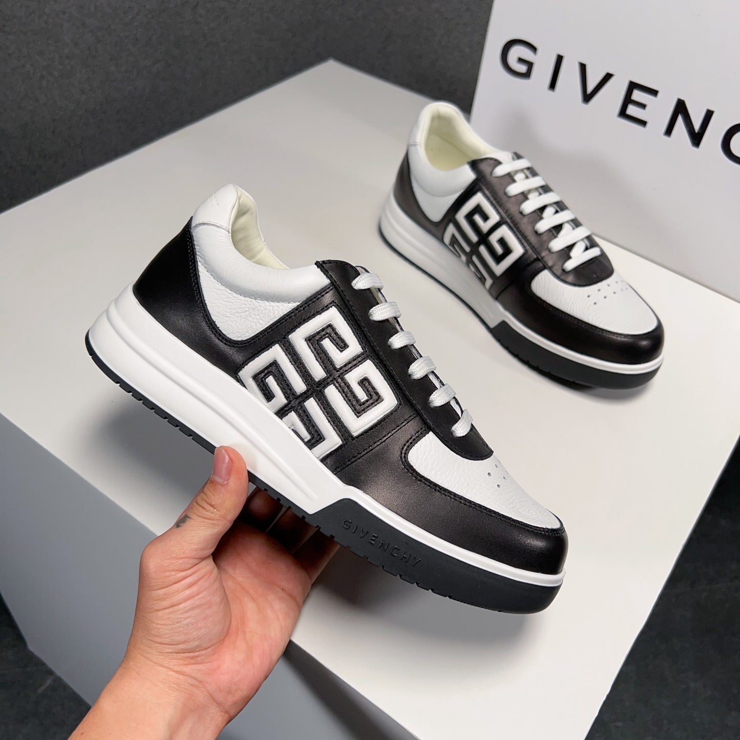 GIVENCHY 068-shoes