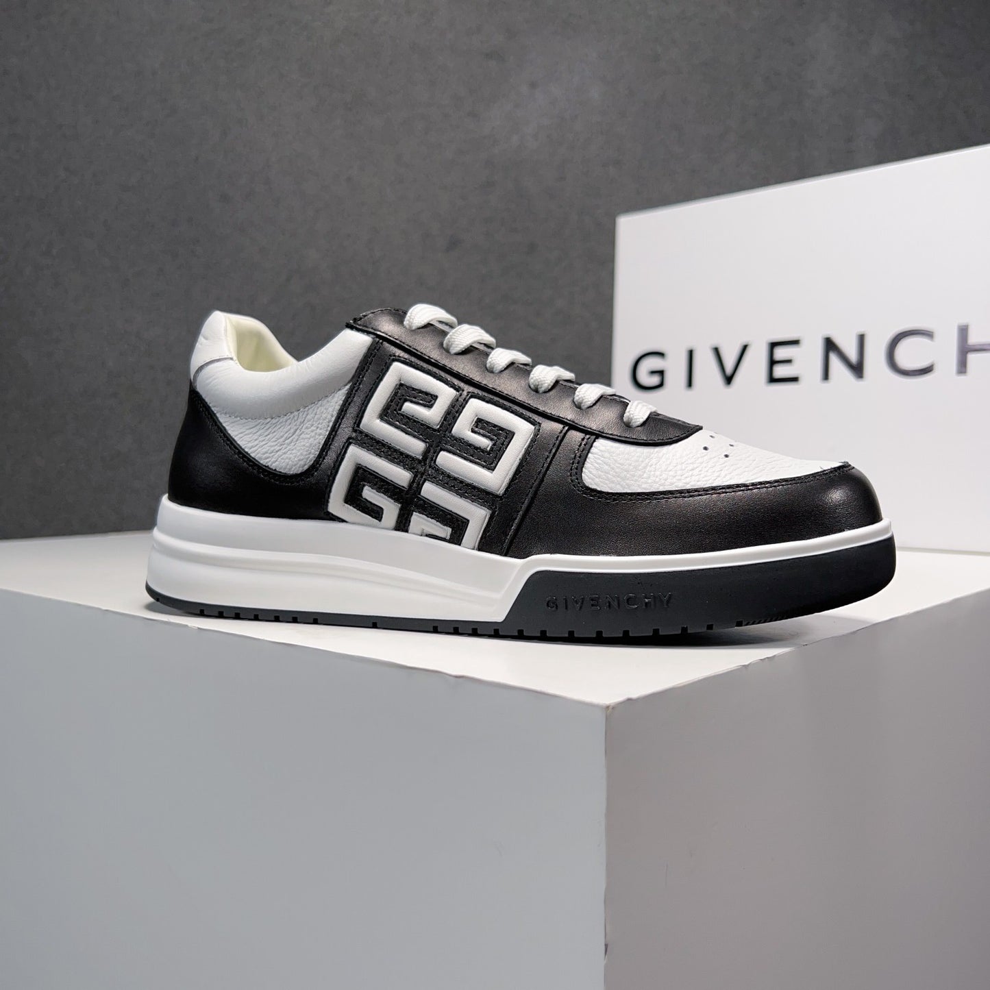 GIVENCHY 068-shoes