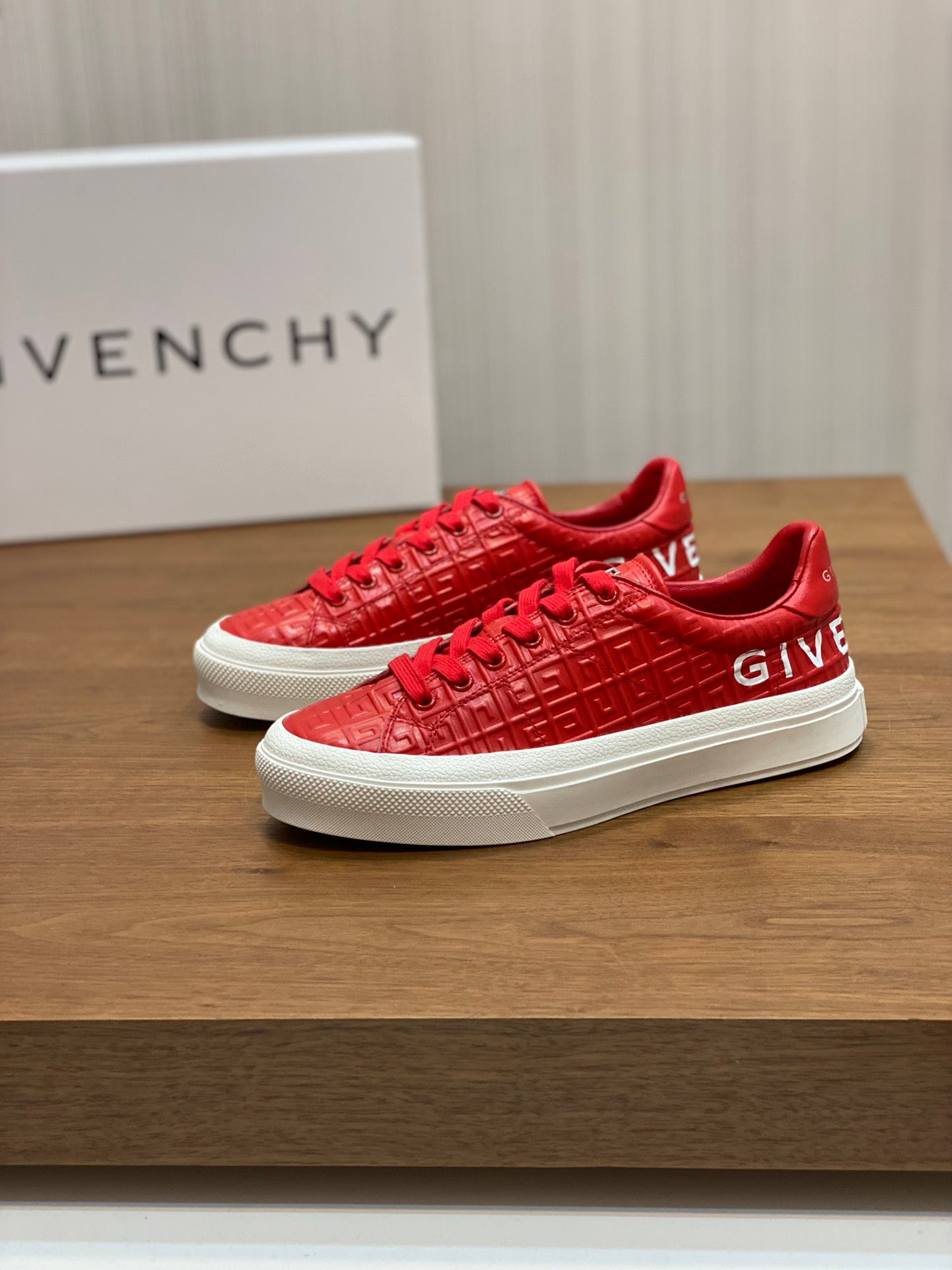 GIVENCHY 070-shoes