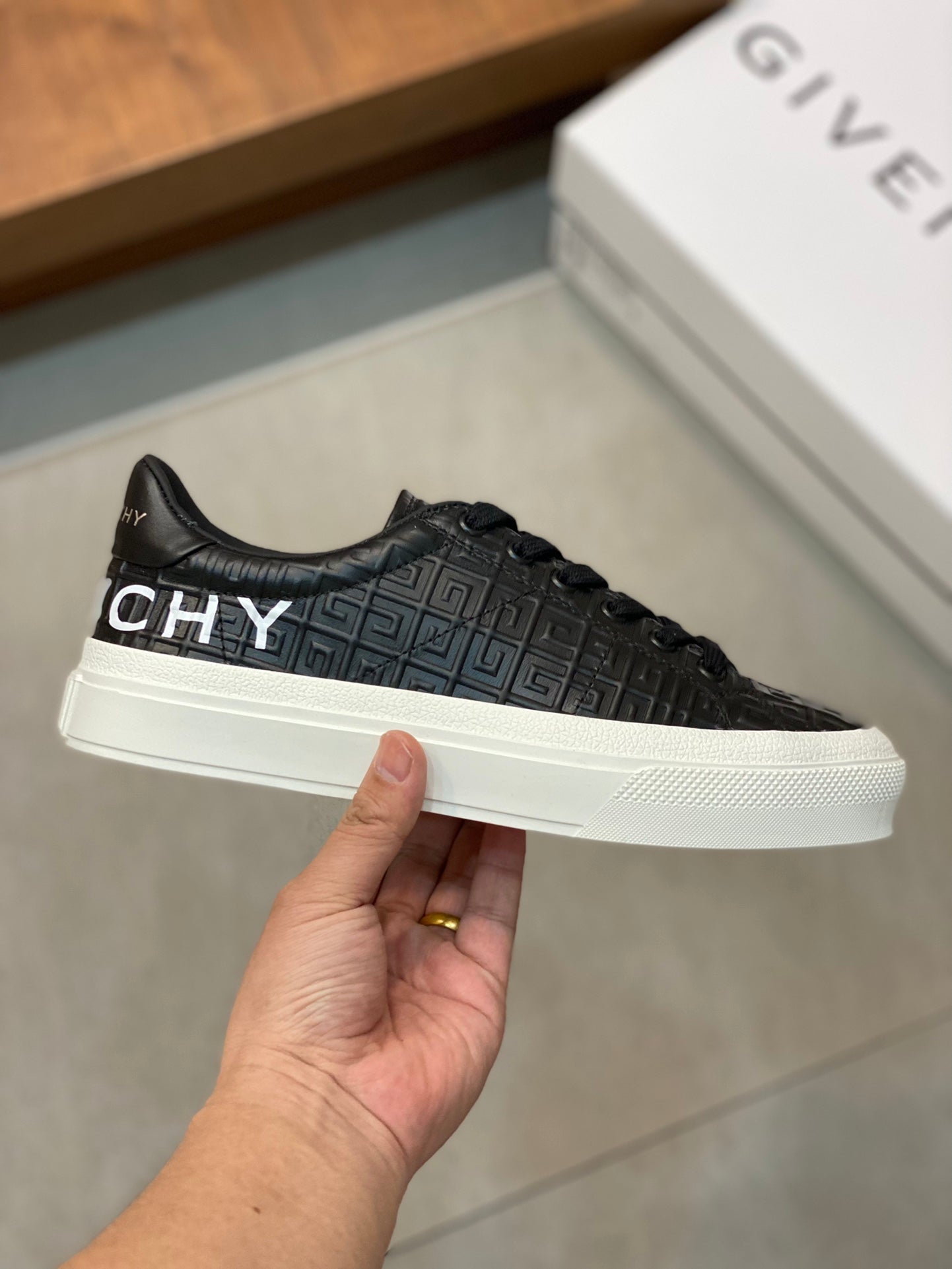 GIVENCHY 072-shoes