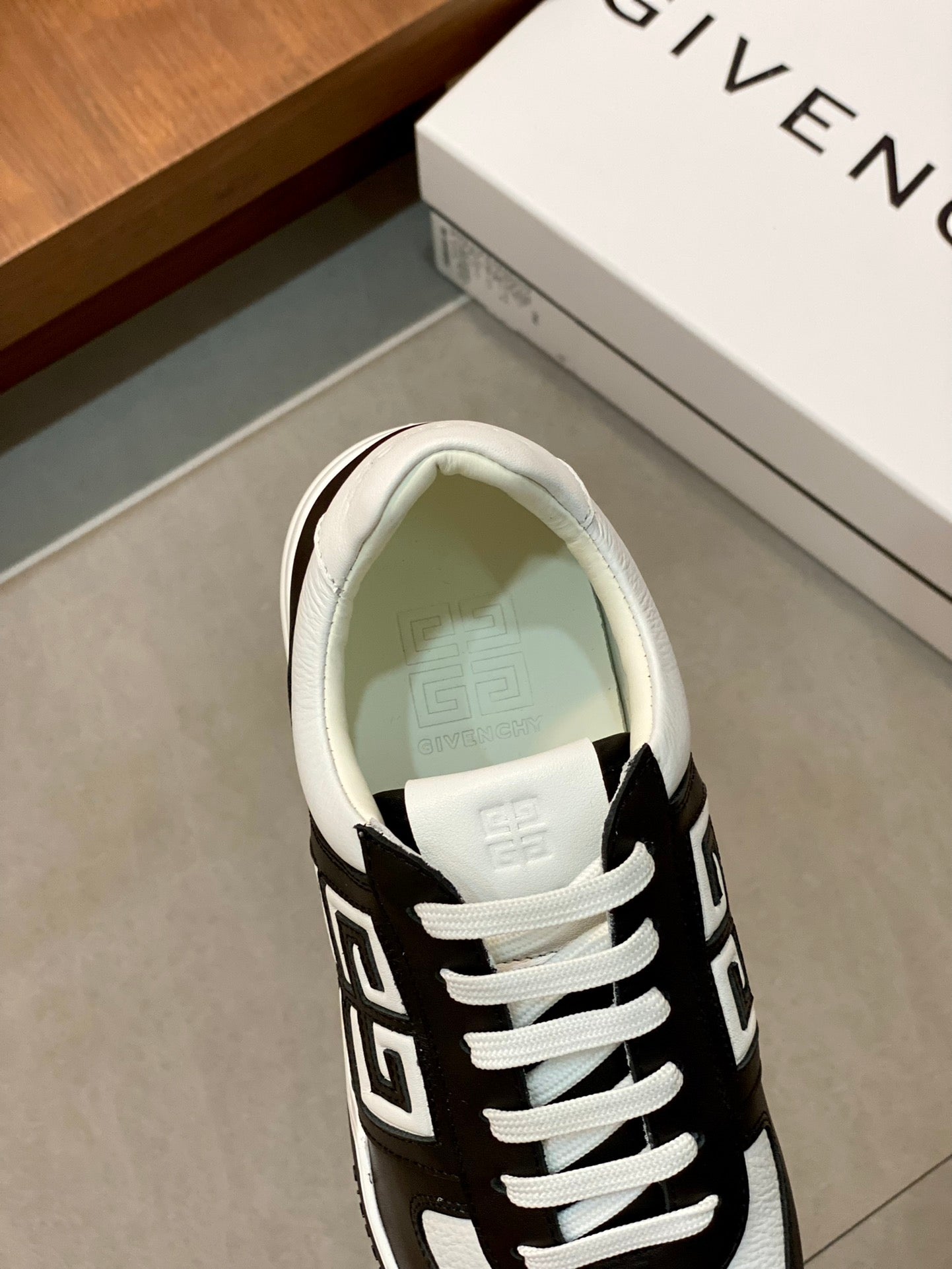 GIVENCHY 073-shoes