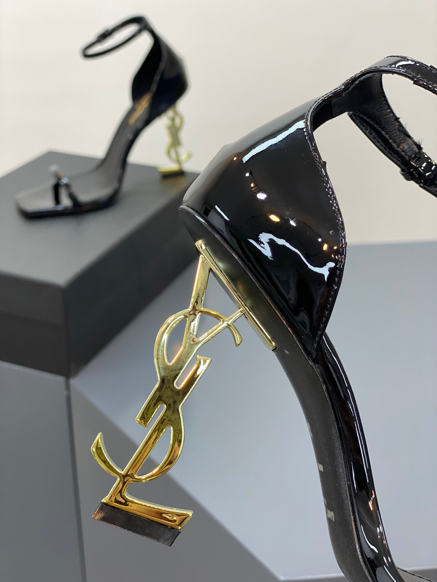 YSL-037shoes
