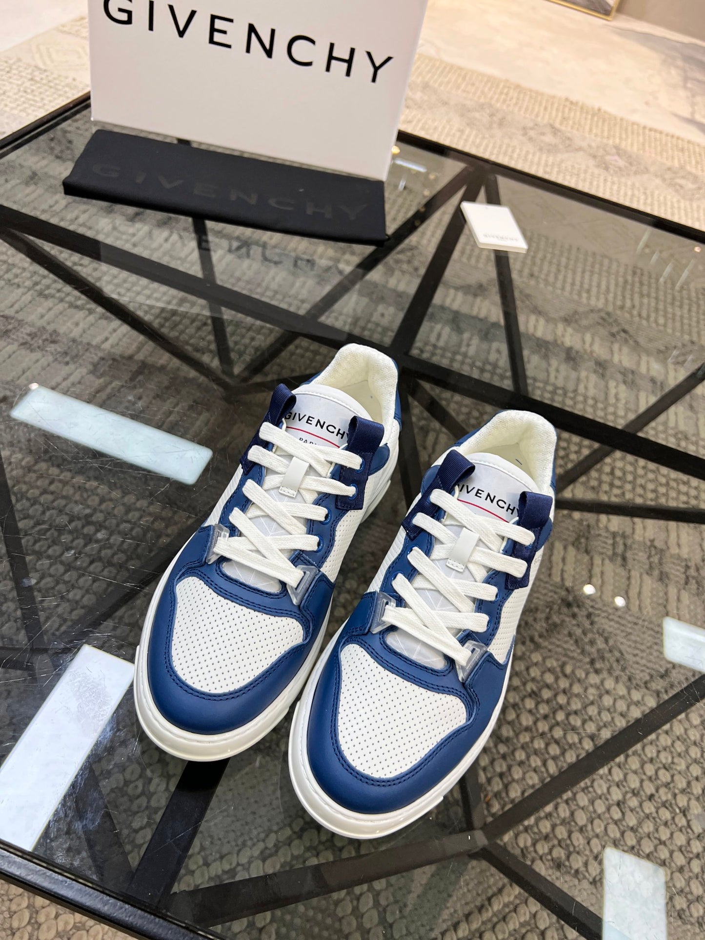 GIVENCHY 079-shoes