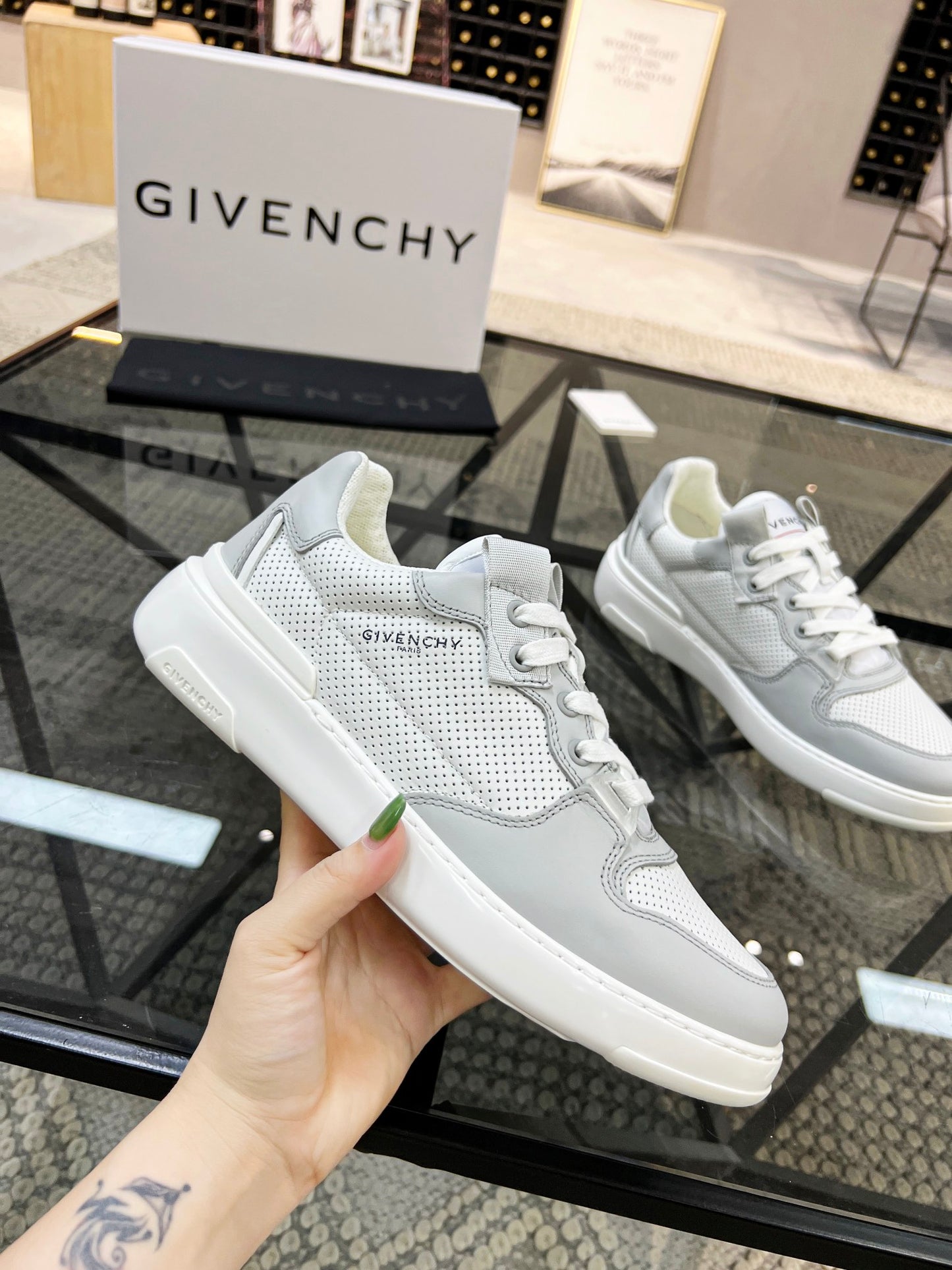 GIVENCHY 080-shoes