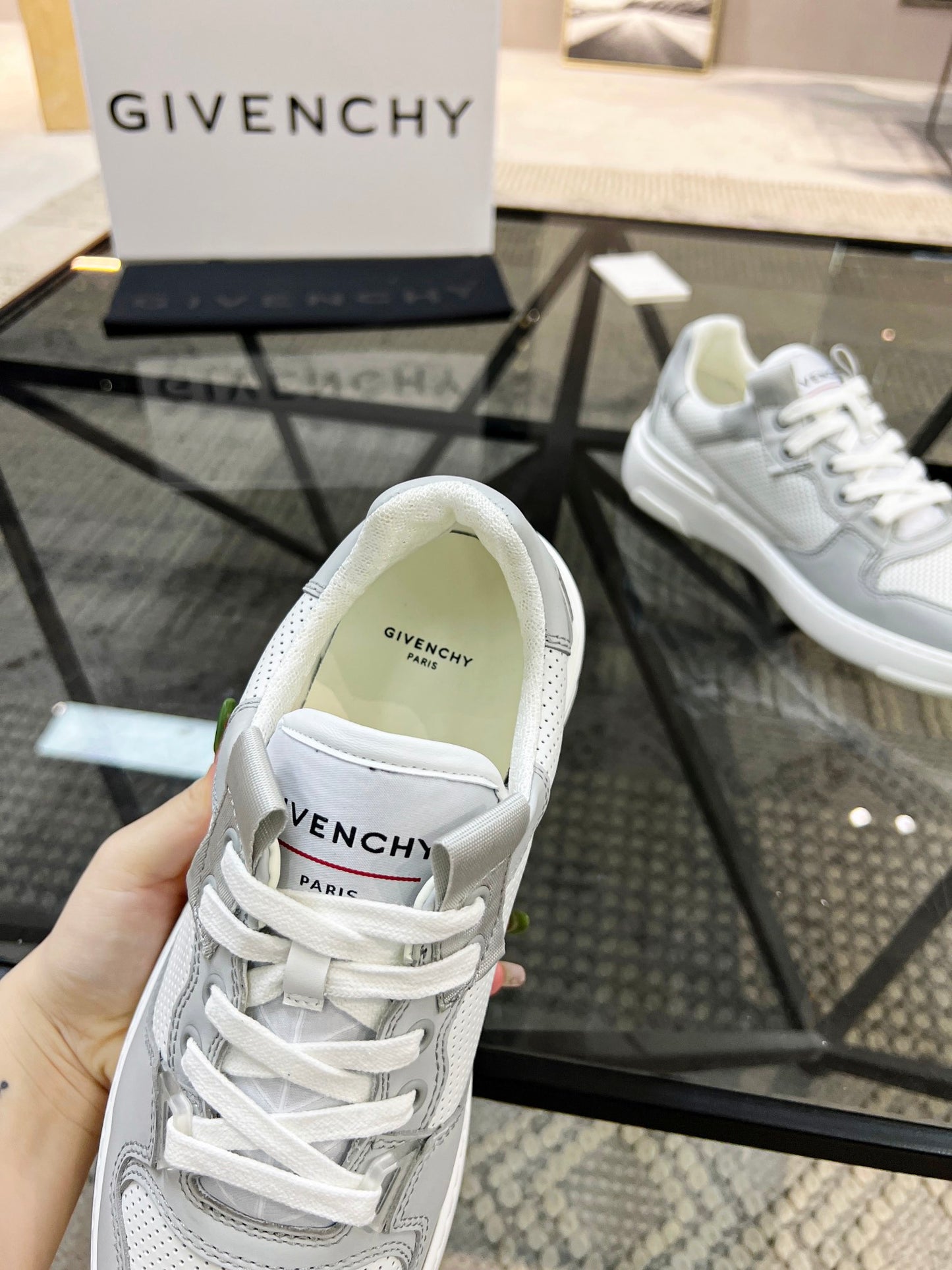 GIVENCHY 080-shoes