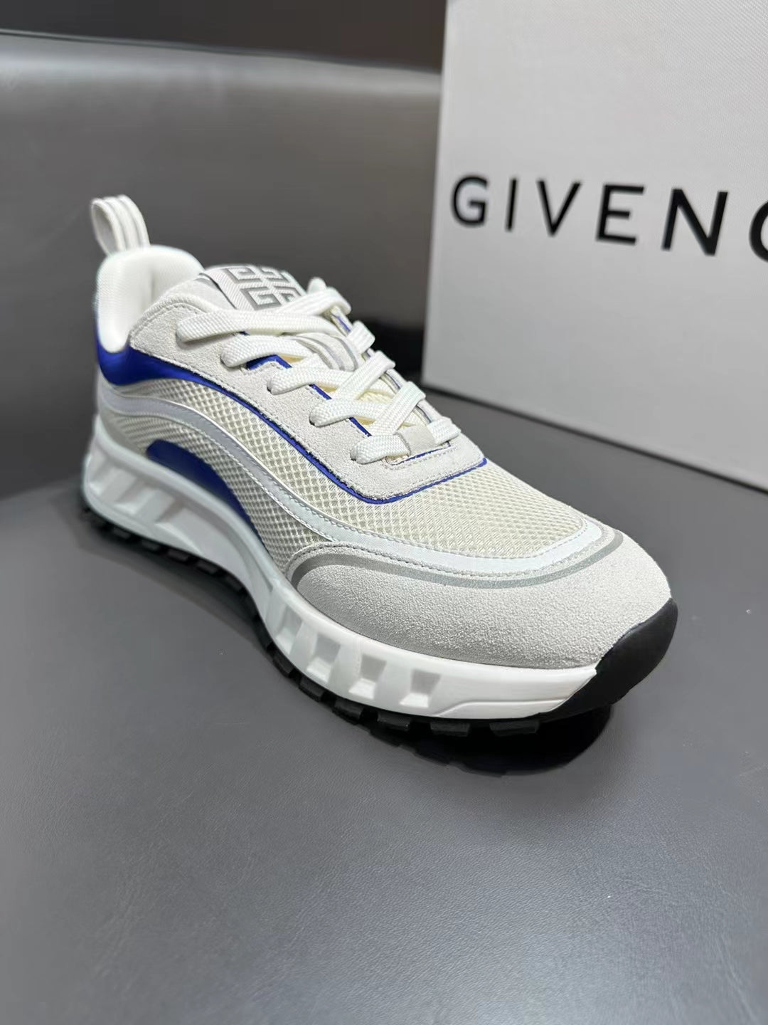 GIVENCHY 090-shoes